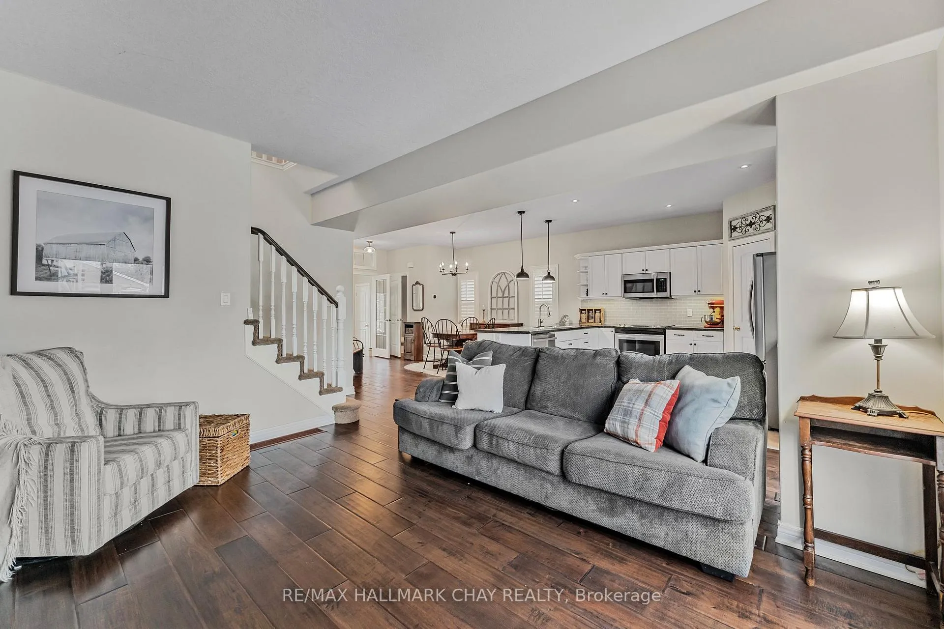 Photo 15 of 31 Carleton Trail, New Tecumseth, Beeton — HOMEH