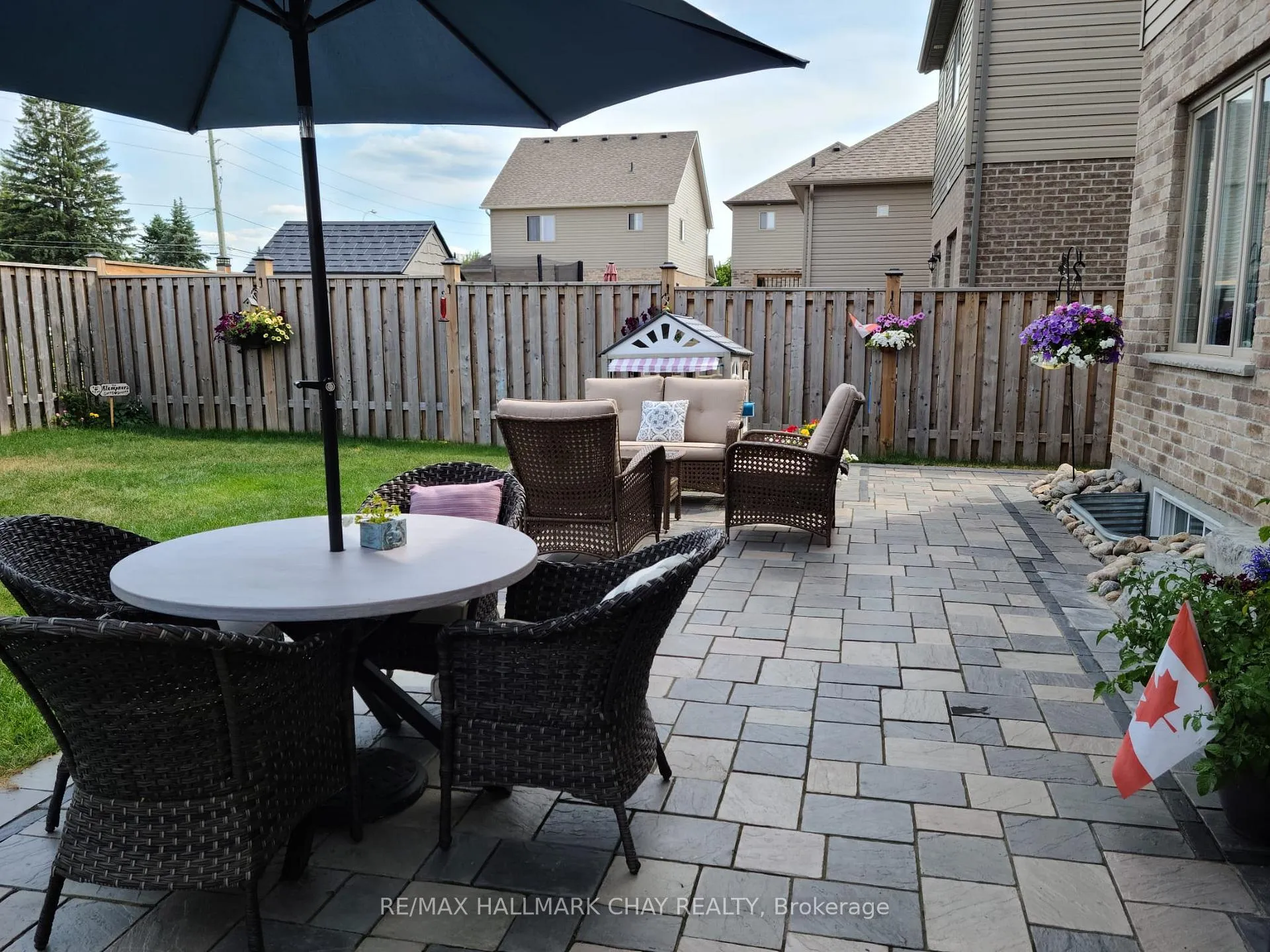 Photo 37 of 31 Carleton Trail, New Tecumseth, Beeton — HOMEH