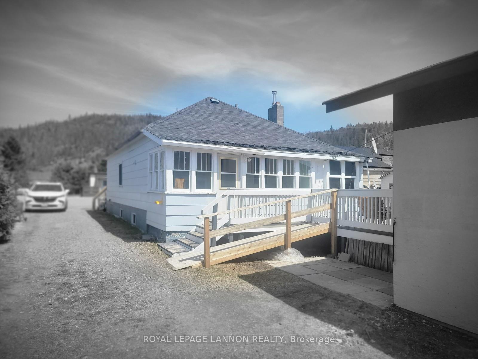 Photo 39 of 204 Ontario Street, Schreiber — HOMEH