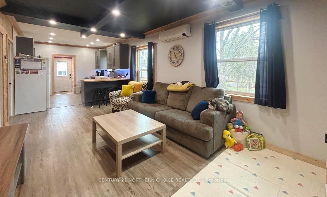 Photo 9 of 312 Armit Avenue, Fort Frances — HOMEH