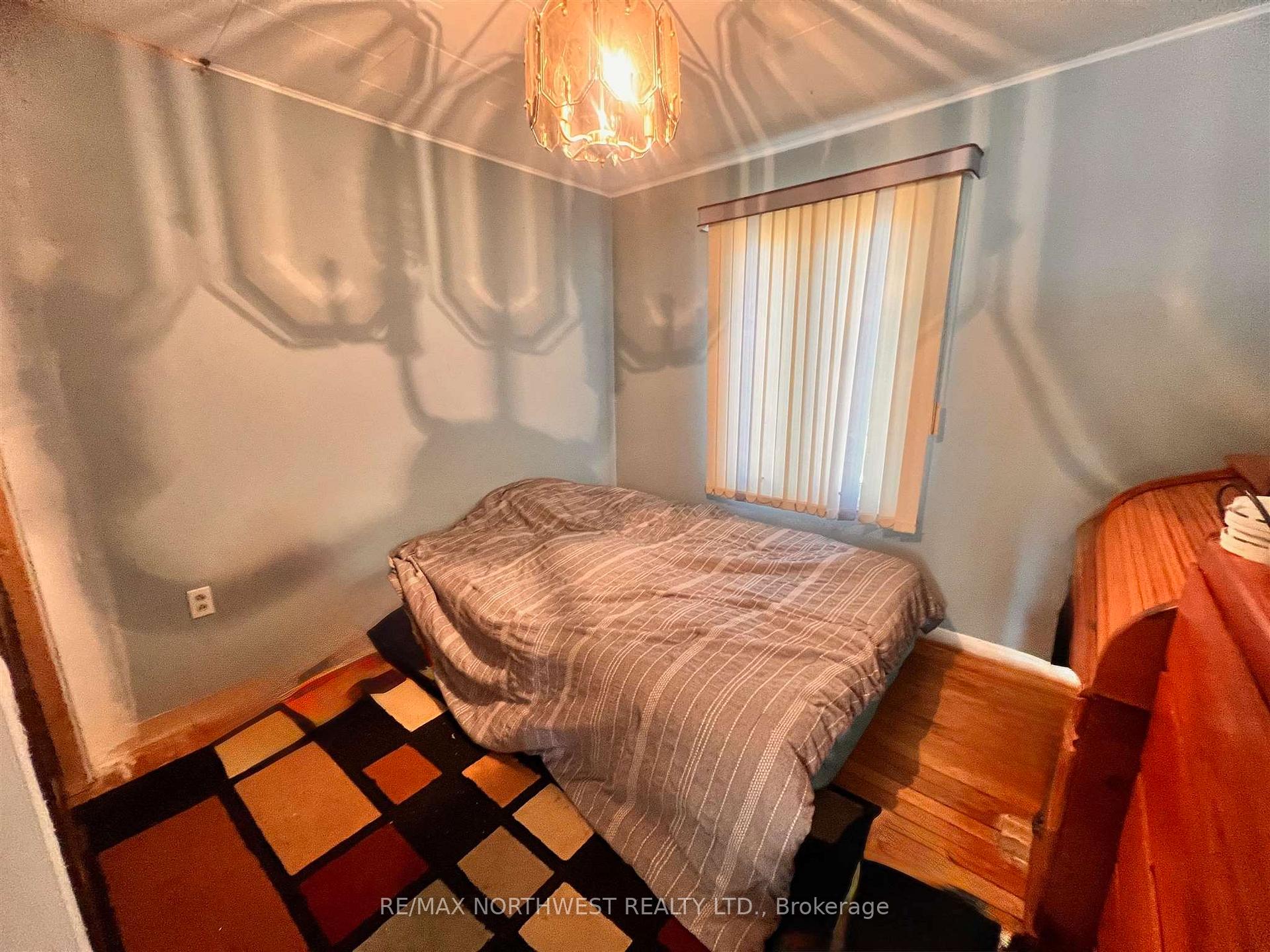 Photo 6 of 1132 Hillside Crescent, Kenora, Amethyst — HOMEH