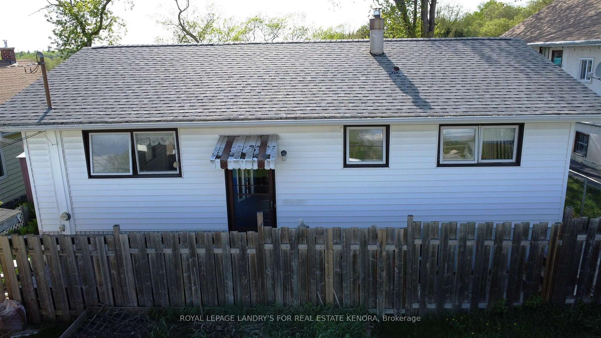 Photo 6 of 105 Mellick Avenue, Kenora, Ride Out — HOMEH