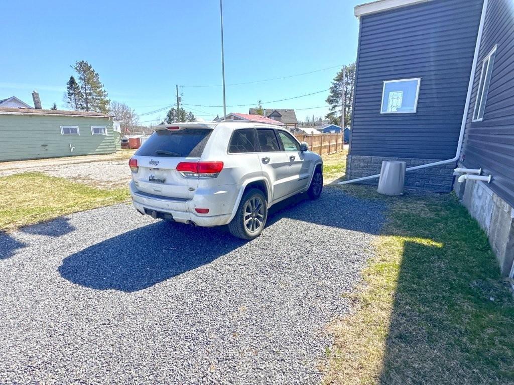 Photo 2 of 14 Riverview Street, Nipigon — HOMEH
