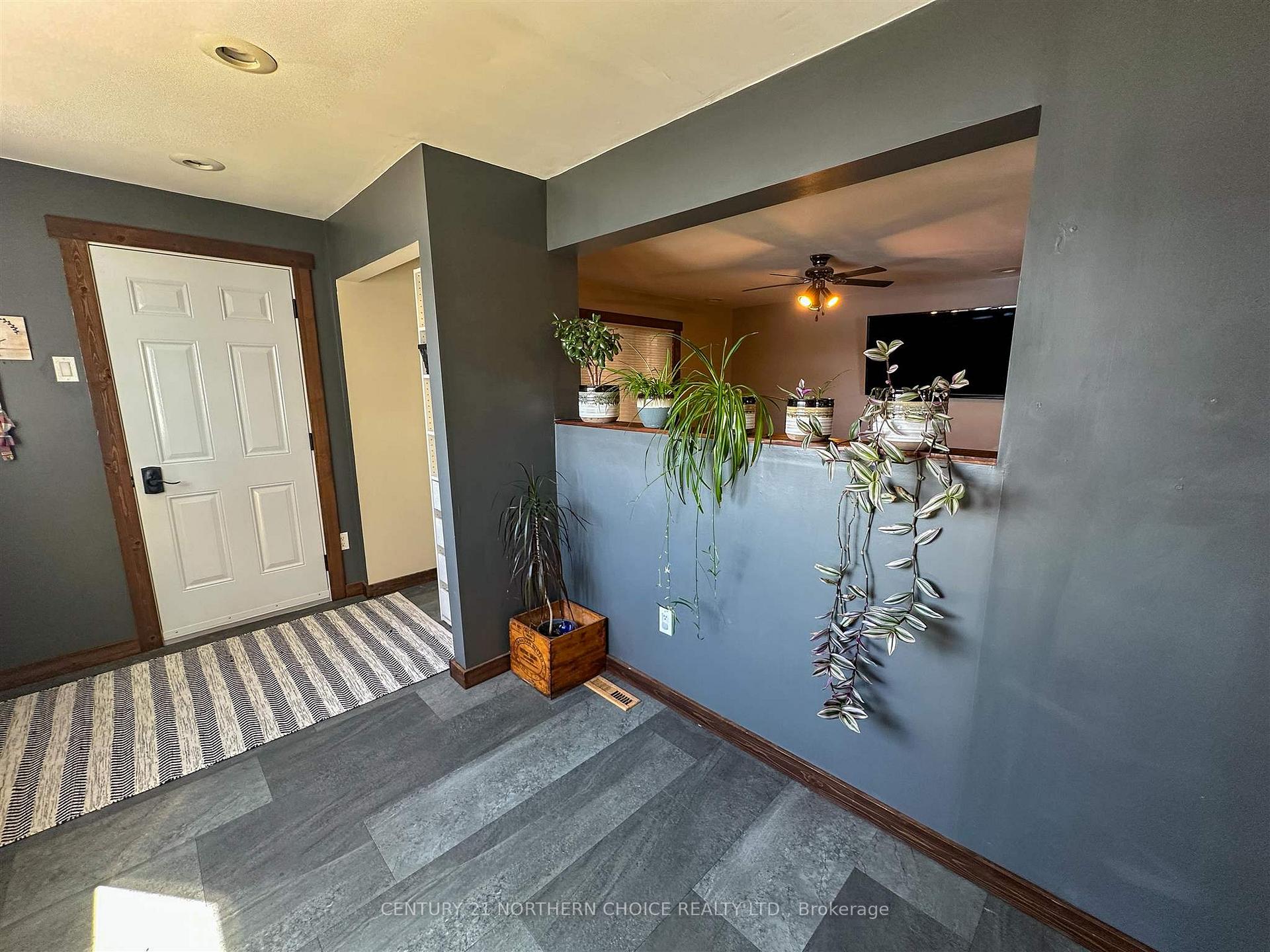 Photo 7 of 336 Rabbit Lake Road, Kenora, Rabbit Lake — HOMEH