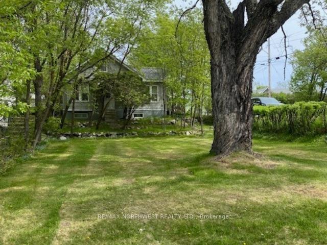 Photo 2 of 236 Fourth Street N, Kenora, North End — HOMEH
