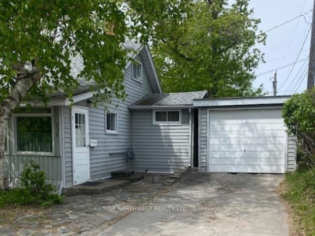 Photo 34 of 236 Fourth Street N, Kenora, North End — HOMEH