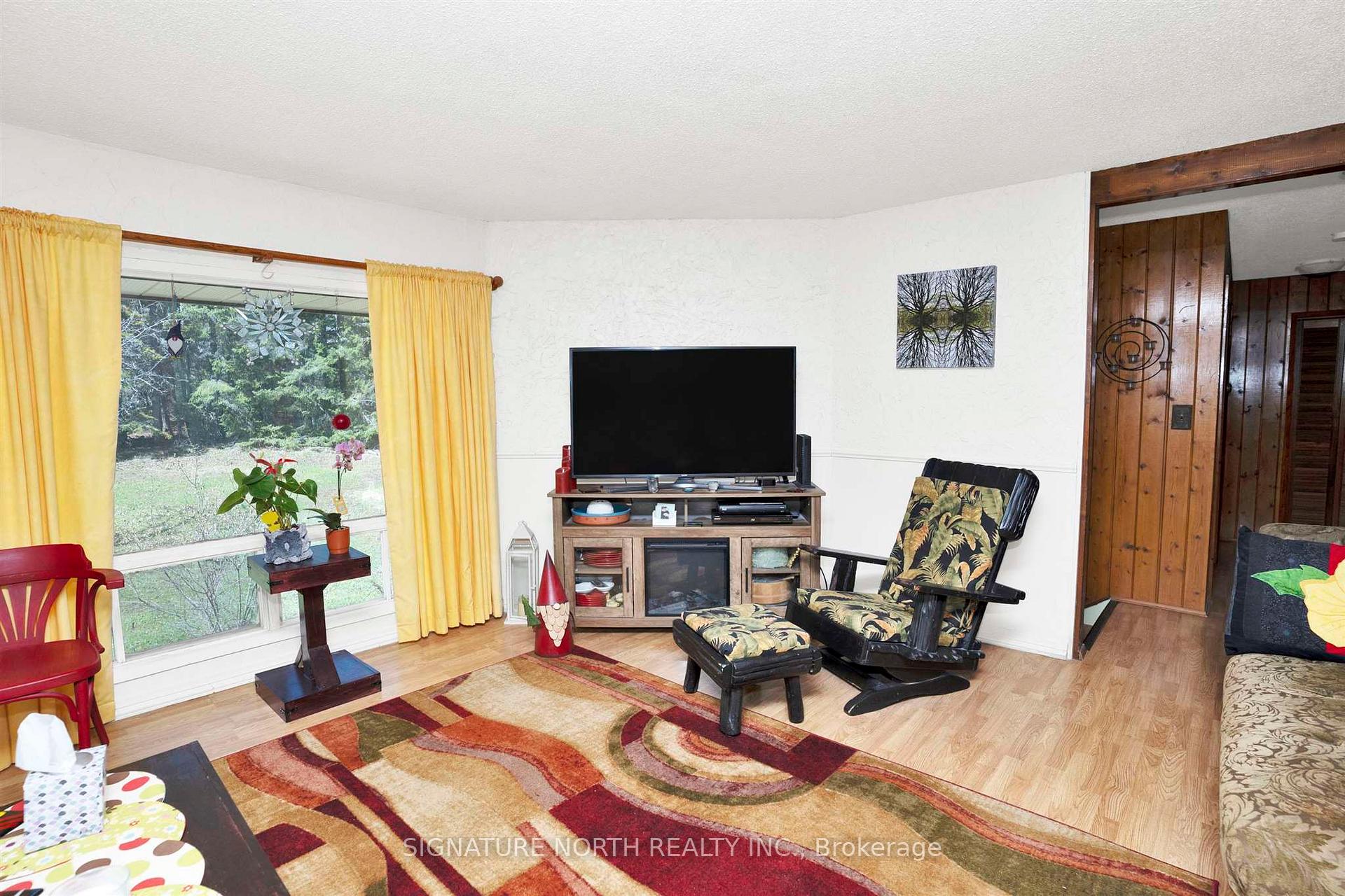 Photo 2 of 2457 Lakeshore Drive, Shuniah — HOMEH