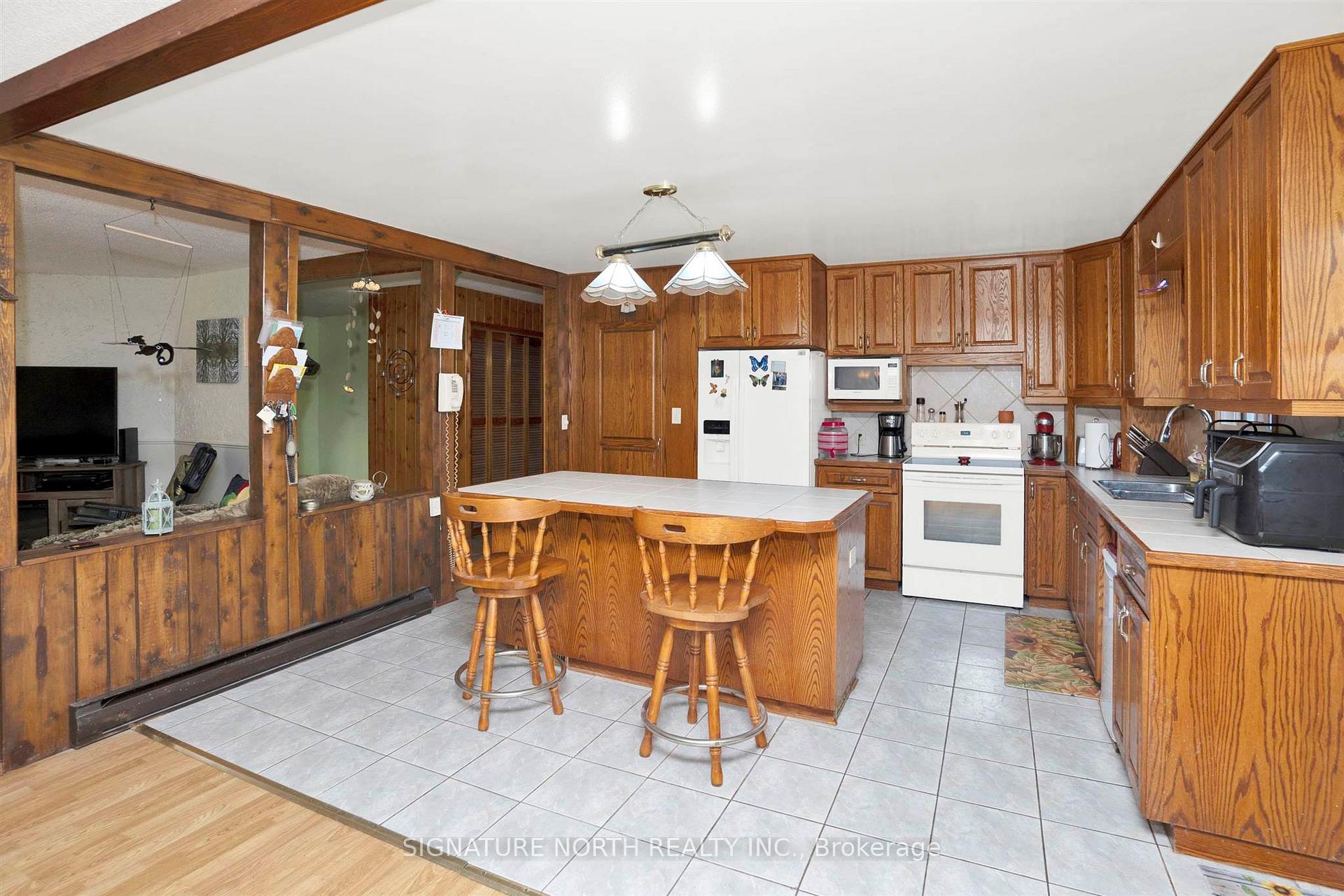 Photo 6 of 2457 Lakeshore Drive, Shuniah — HOMEH