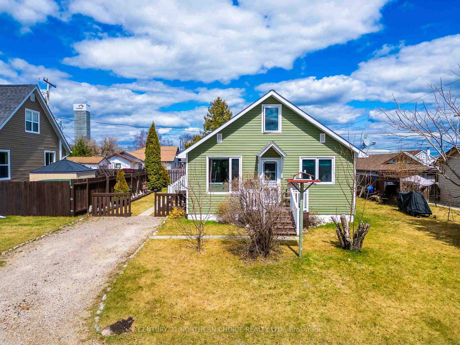 Photo 1 of 17 MacIntosh Street, Red Lake — HOMEH