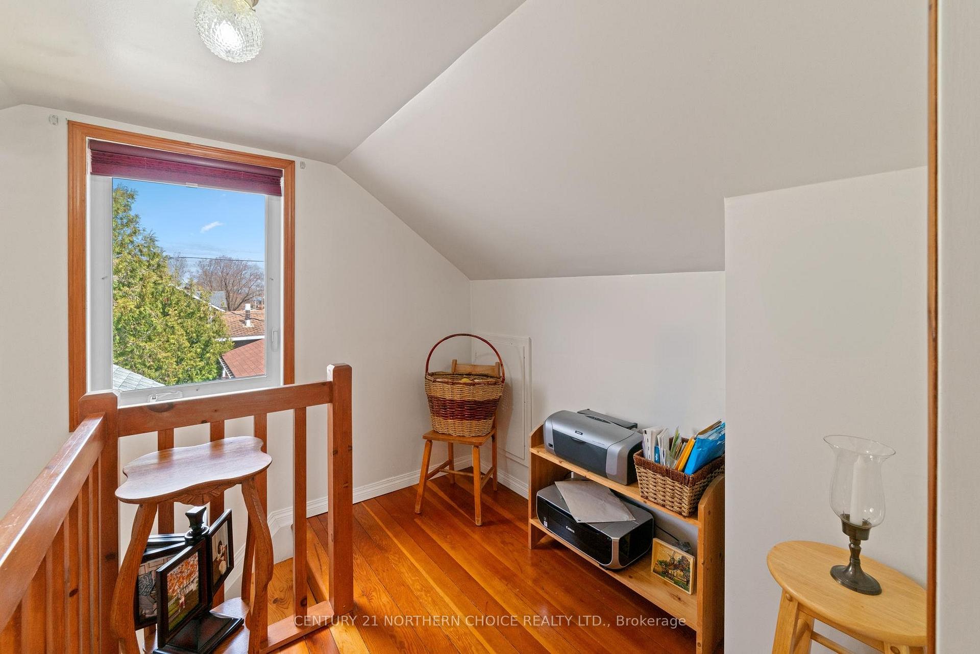 Photo 13 of 17 MacIntosh Street, Red Lake — HOMEH