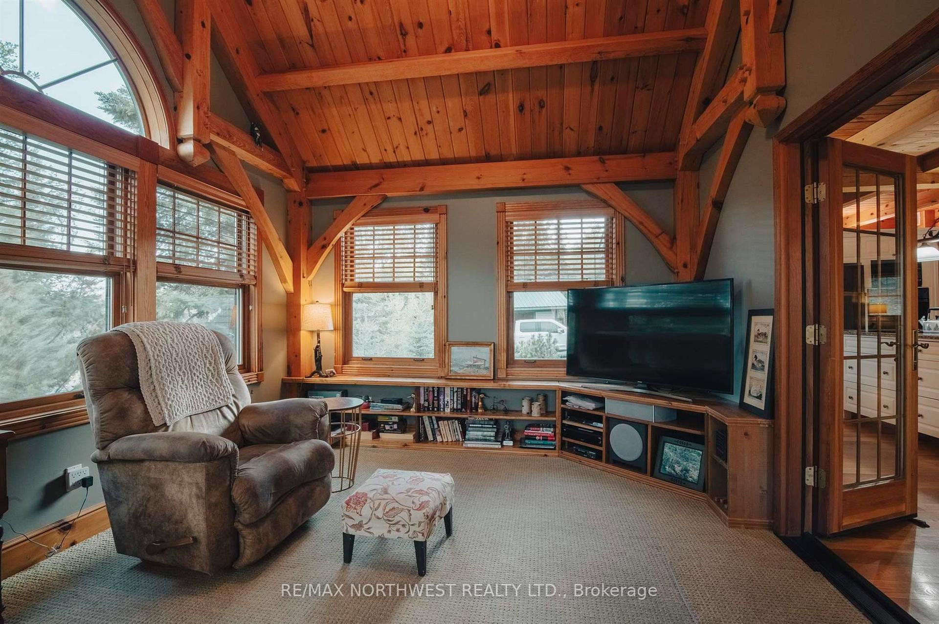 Photo 24 of 79 Lawton Drive, Kenora, Redditt Road East — HOMEH