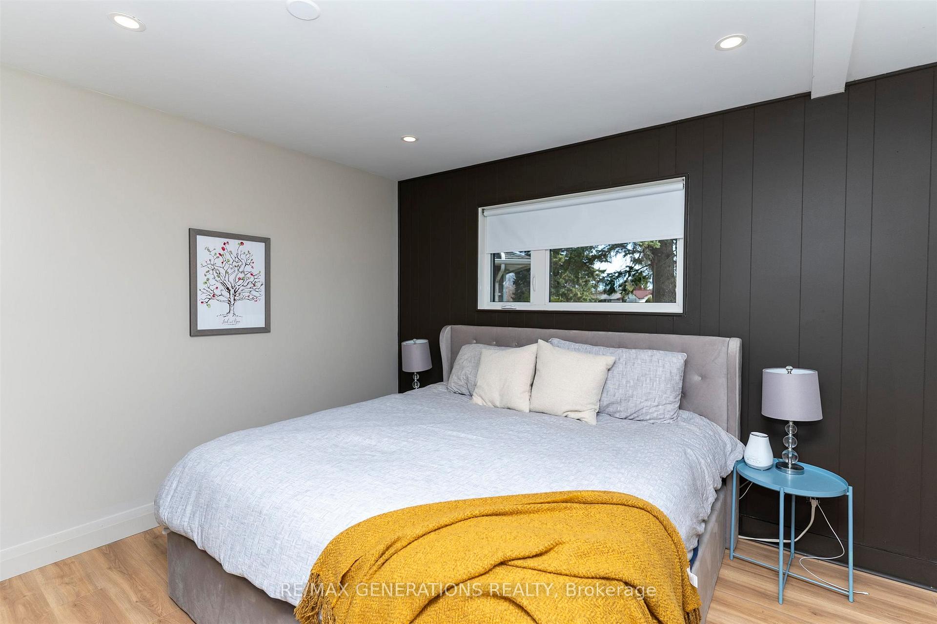 Photo 16 of 636 Thistle Crescent, Thunder Bay, Green Acres — HOMEH