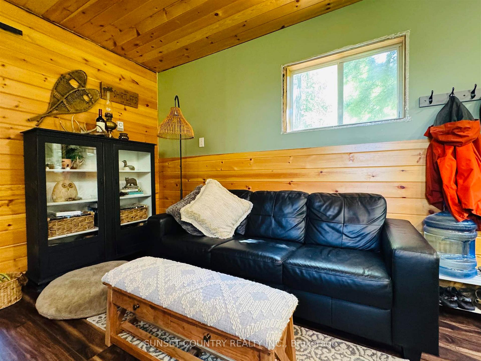 Photo 16 of 548 Panorama Drive, Machin — HOMEH