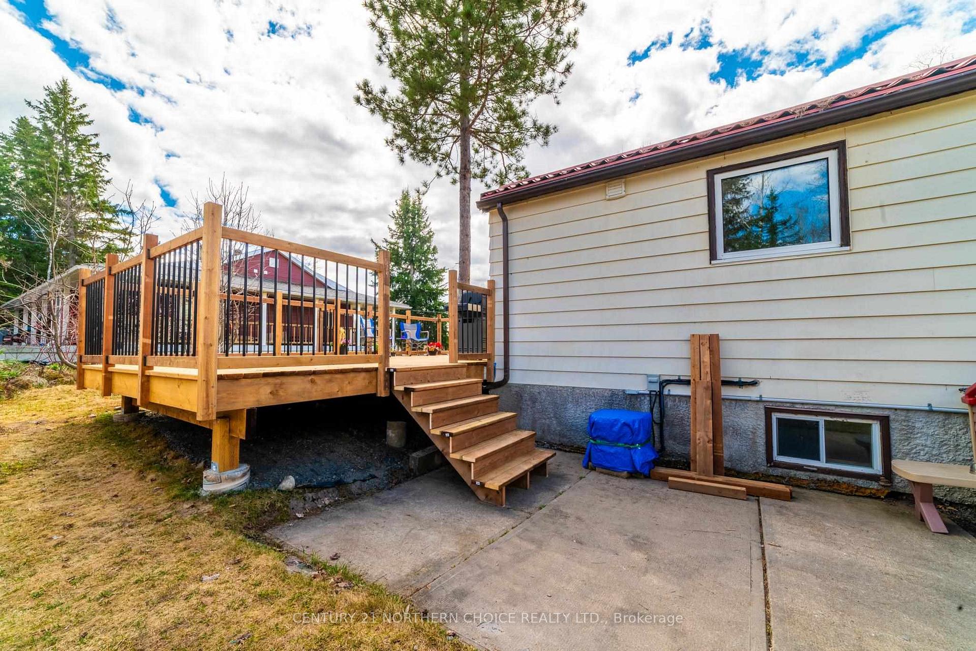 Photo 25 of 16 Cochenour Crescent, Red Lake — HOMEH