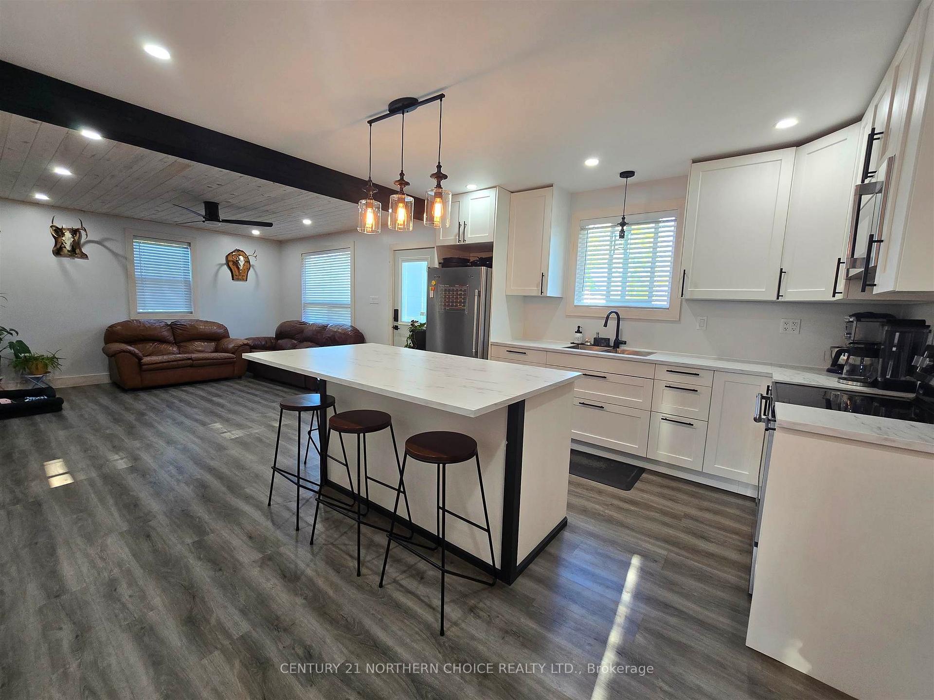 Photo 17 of 1424 River Drive, Kenora, Lakeside — HOMEH