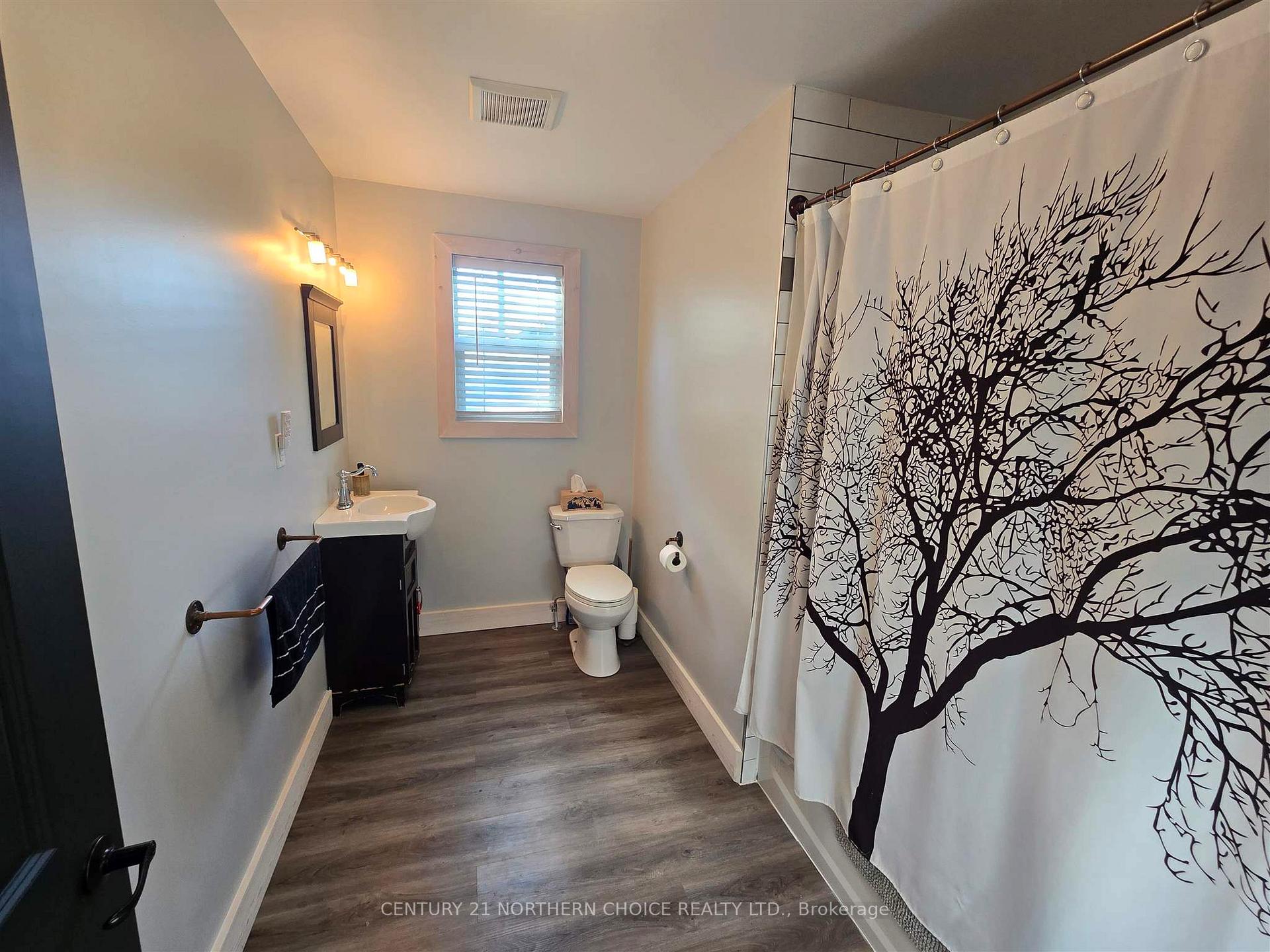 Photo 23 of 1424 River Drive, Kenora, Lakeside — HOMEH