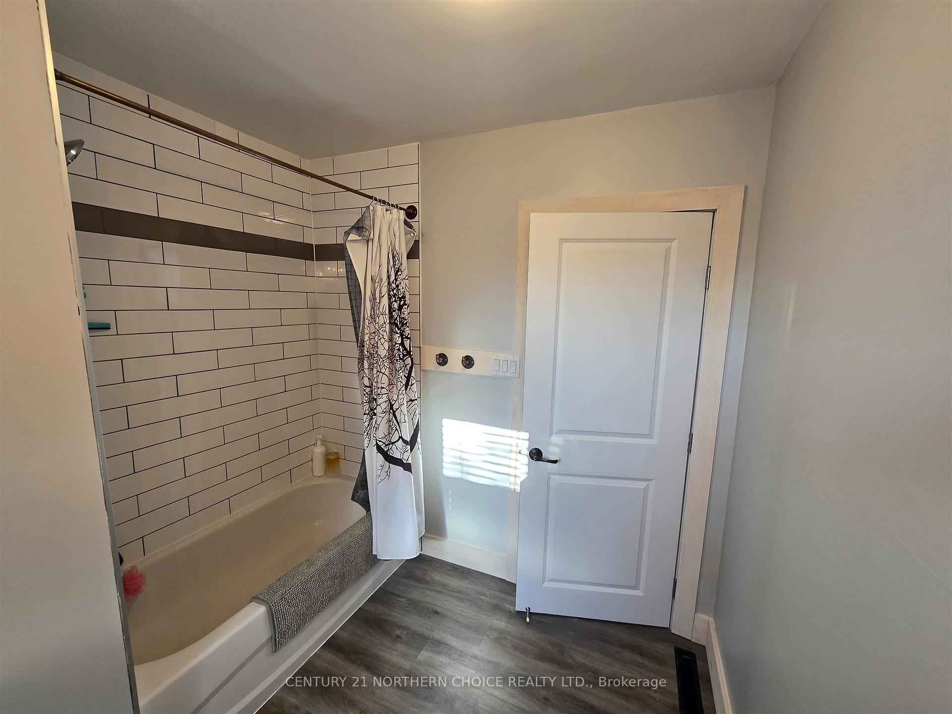 Photo 24 of 1424 River Drive, Kenora, Lakeside — HOMEH