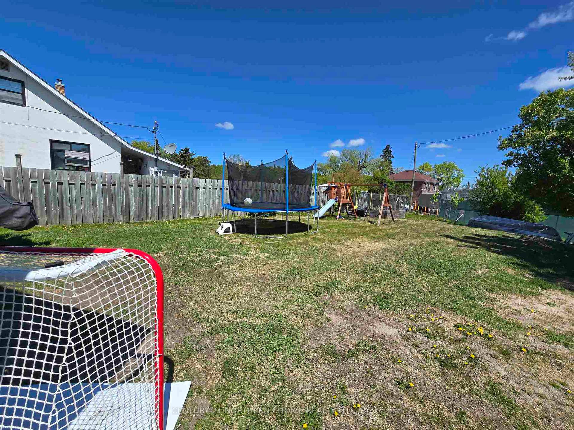 Photo 35 of 1424 River Drive, Kenora, Lakeside — HOMEH