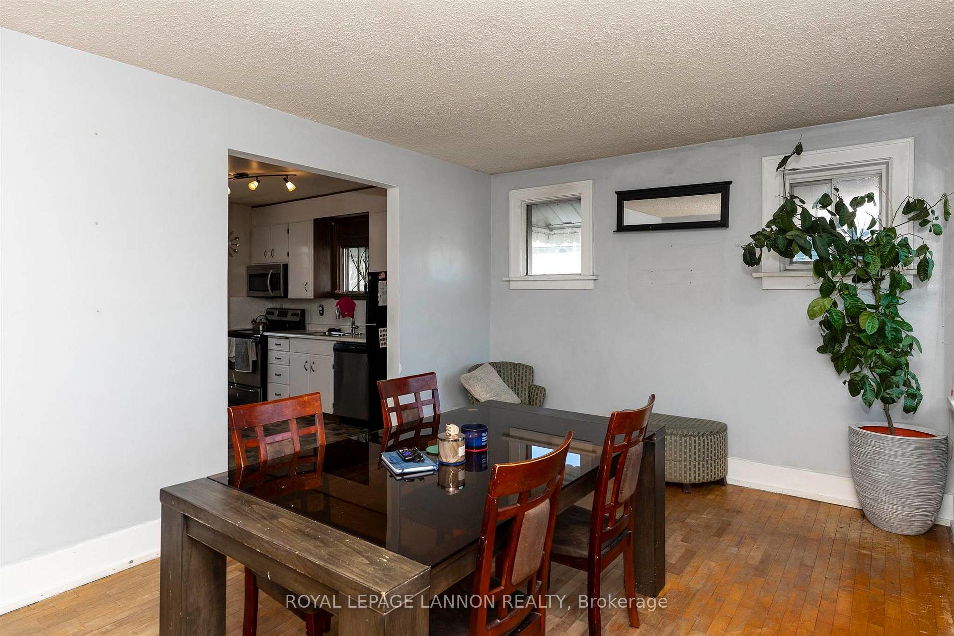 Photo 15 of 396 Mary Street E, Thunder Bay, Westfort — HOMEH