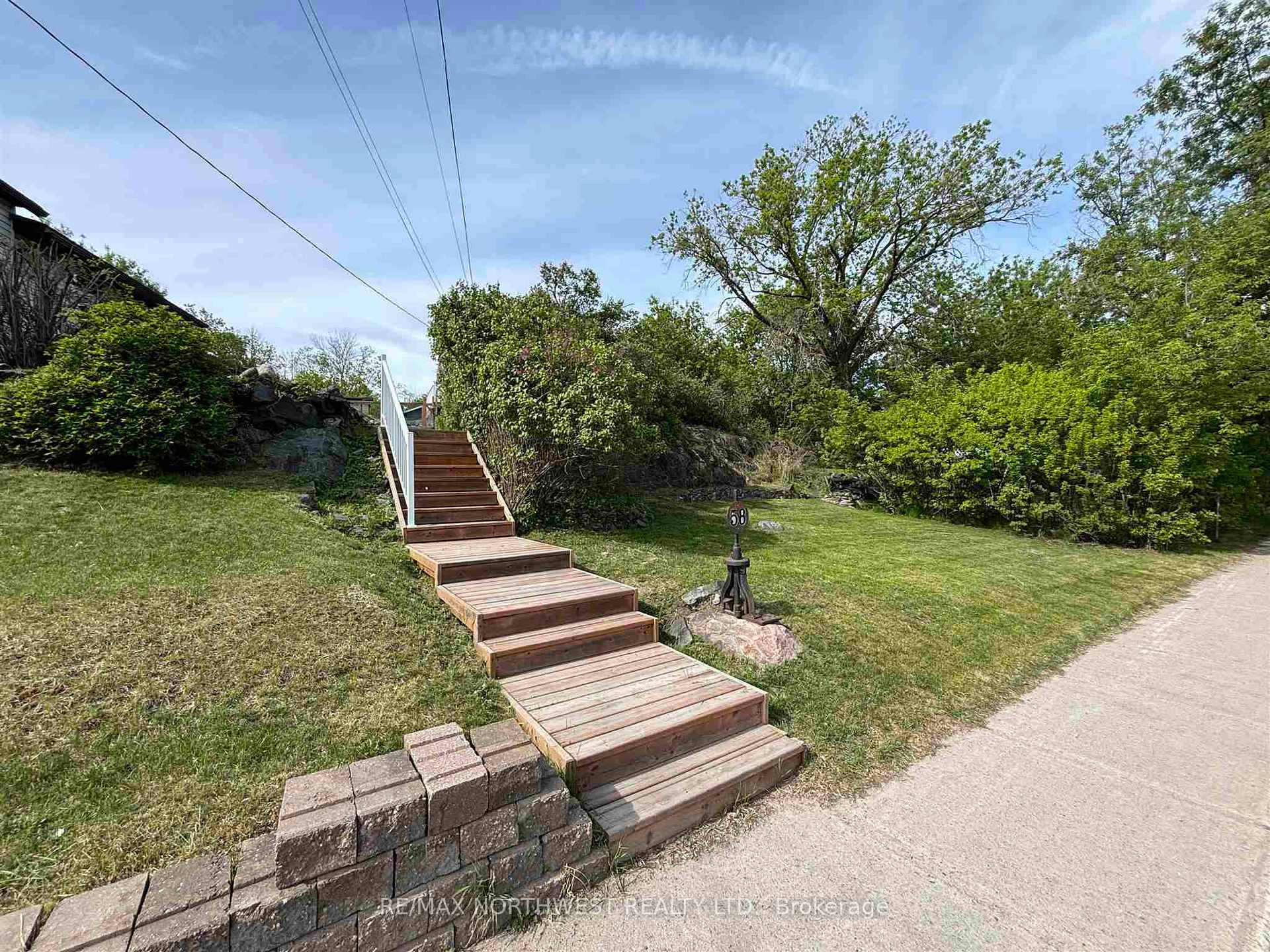 Photo 4 of 58 Norman Dr, Kenora, Norman — HOMEH