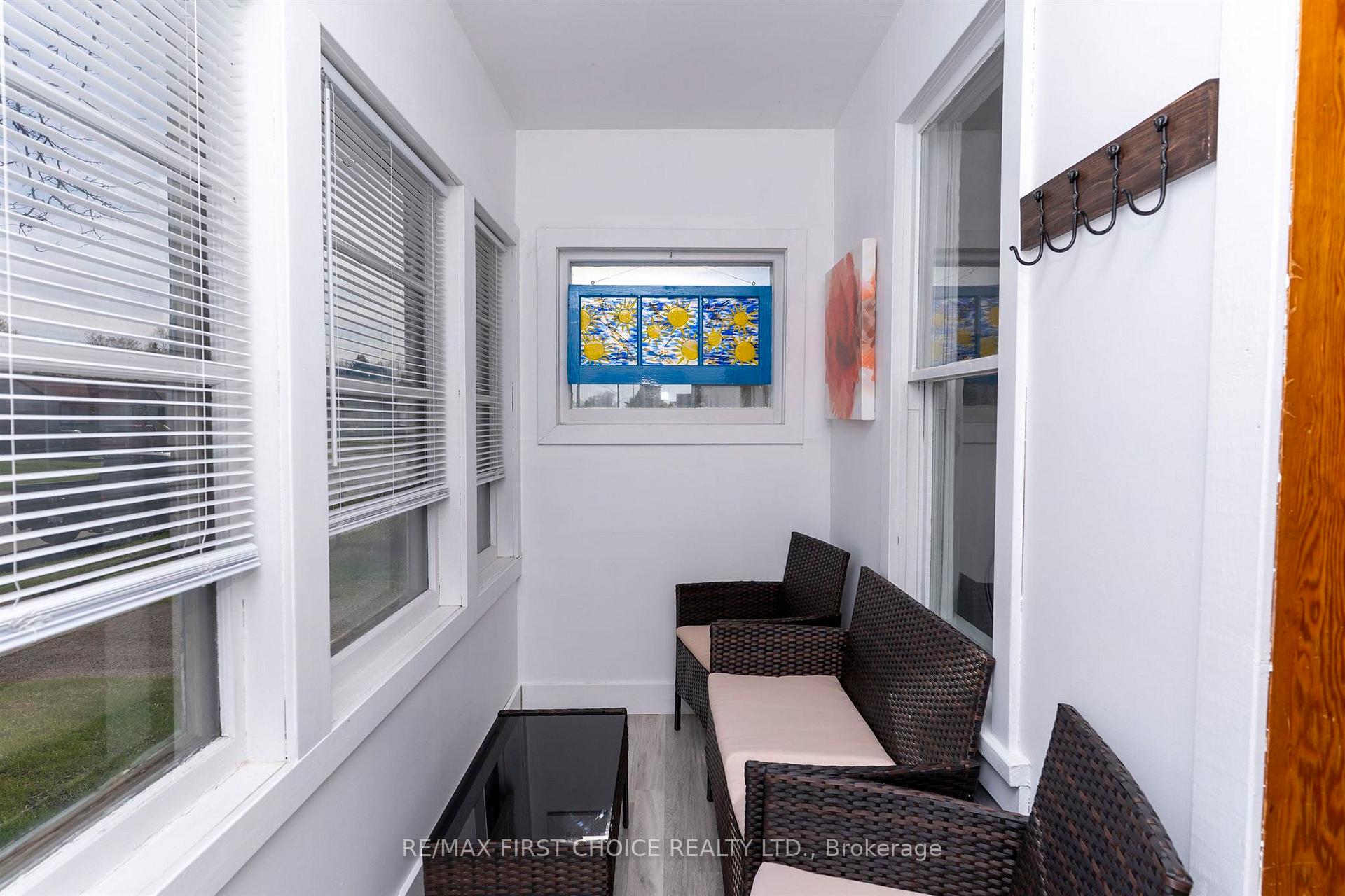 Photo 5 of 367 Mary Street E, Thunder Bay, Westfort — HOMEH