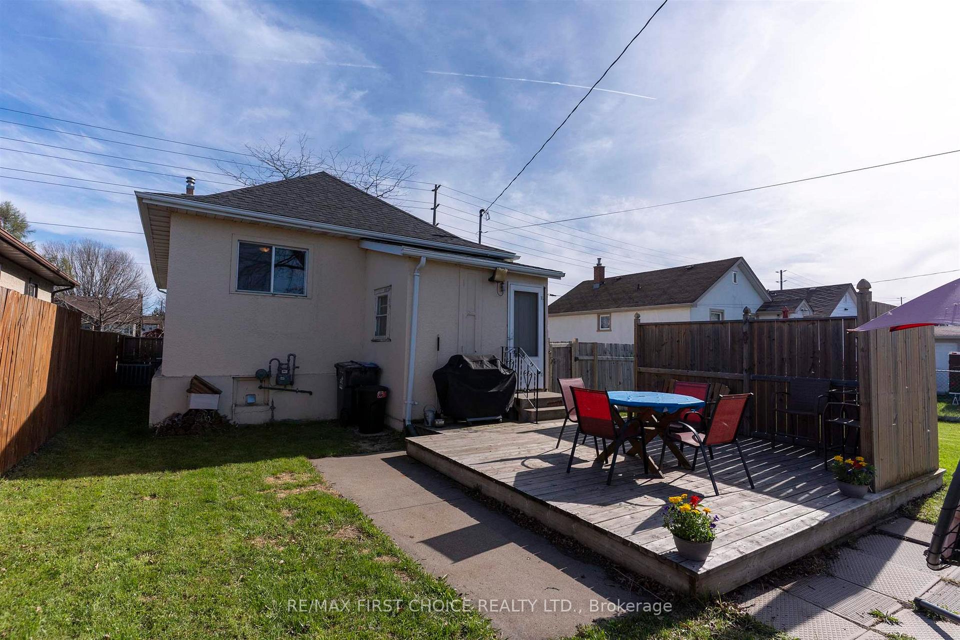 Photo 36 of 367 Mary Street E, Thunder Bay, Westfort — HOMEH