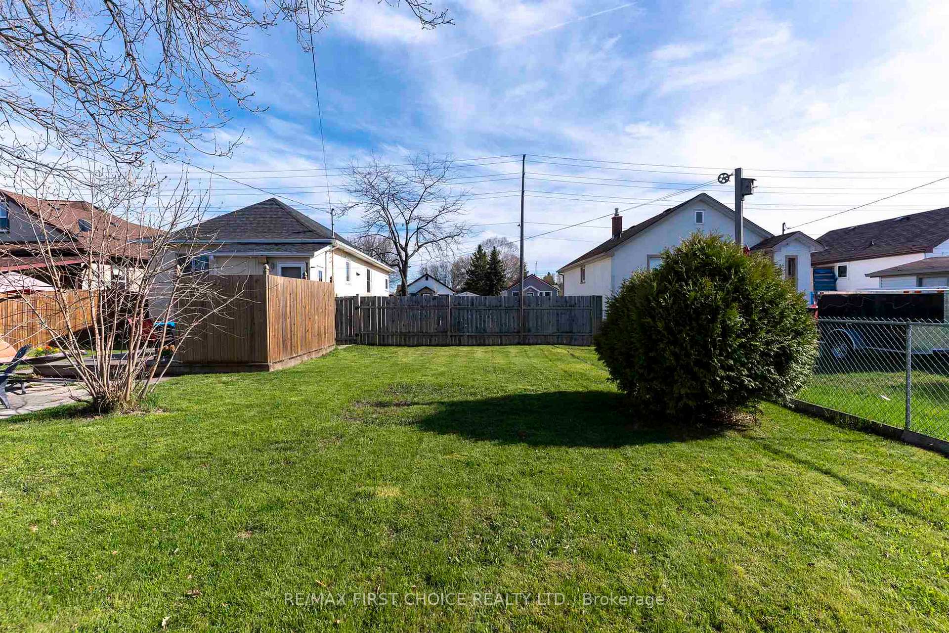 Photo 39 of 367 Mary Street E, Thunder Bay, Westfort — HOMEH