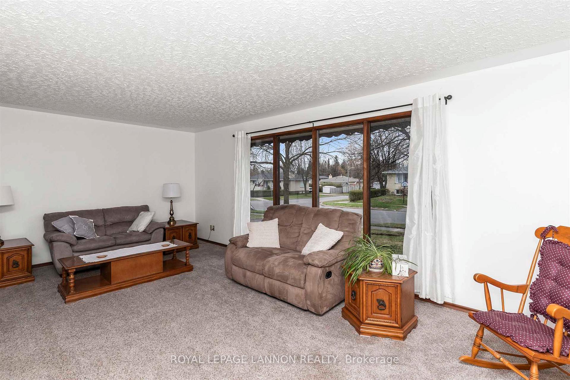 Photo 2 of 224 Anten Street, Thunder Bay, River Terrace — HOMEH
