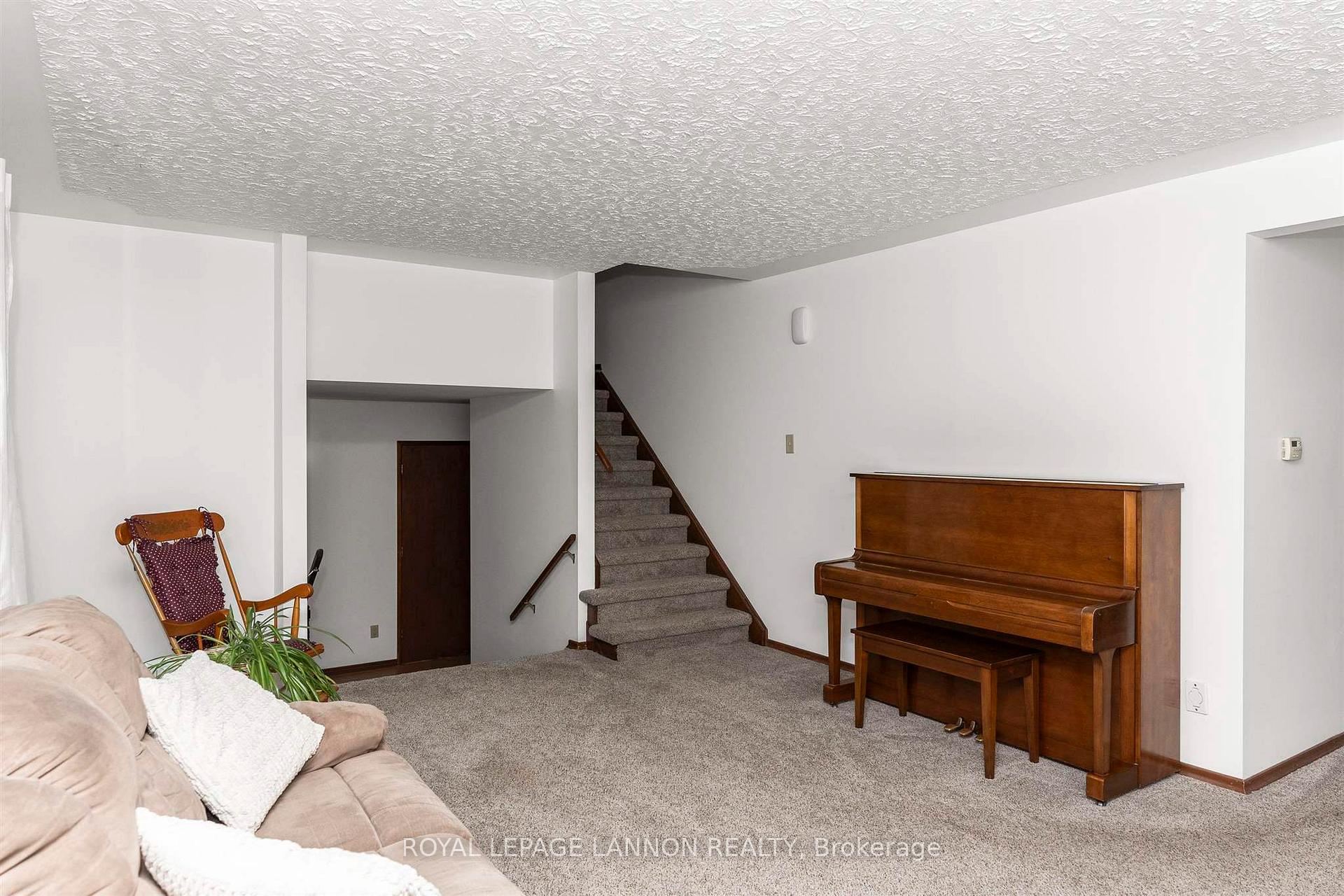Photo 4 of 224 Anten Street, Thunder Bay, River Terrace — HOMEH