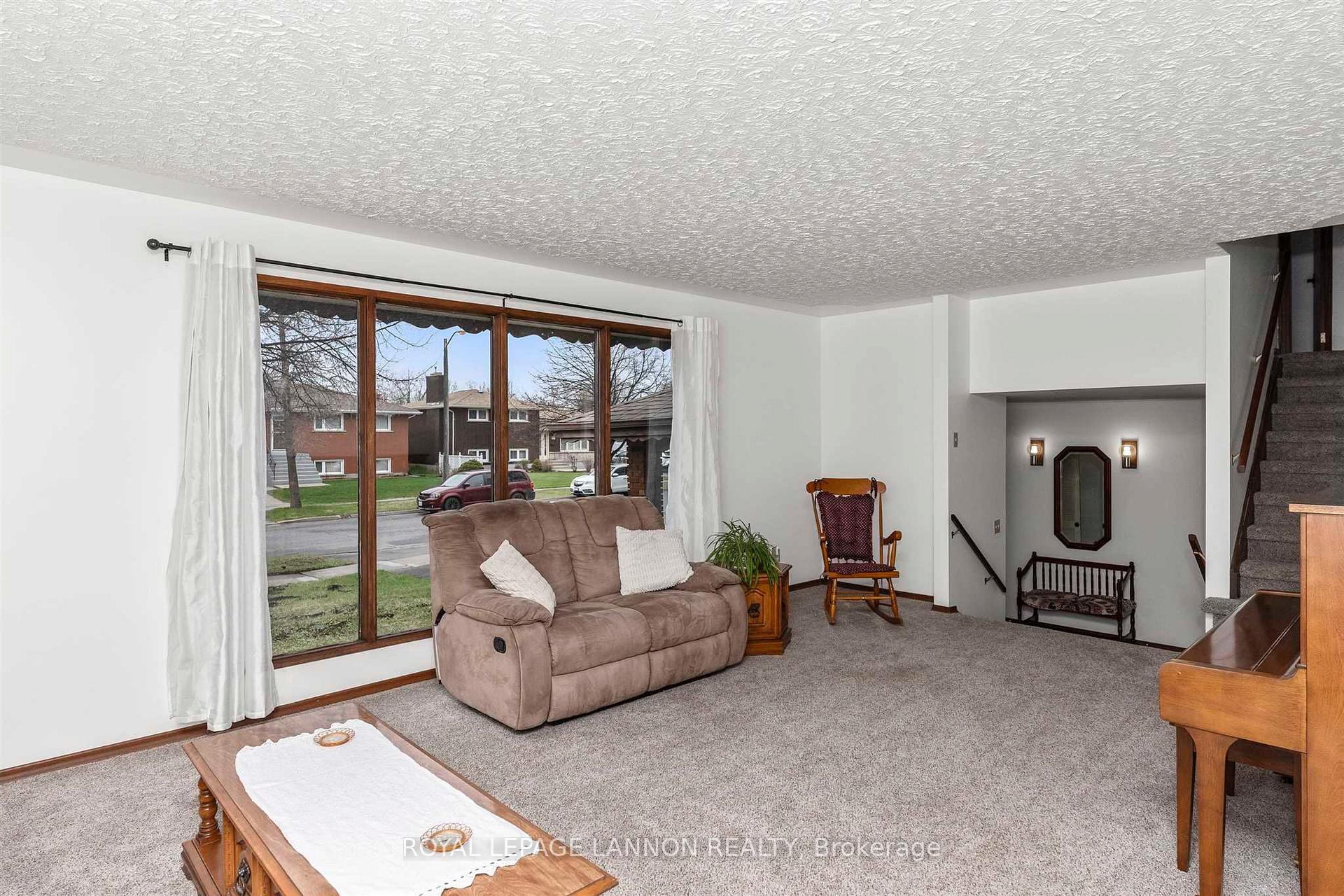 Photo 8 of 224 Anten Street, Thunder Bay, River Terrace — HOMEH