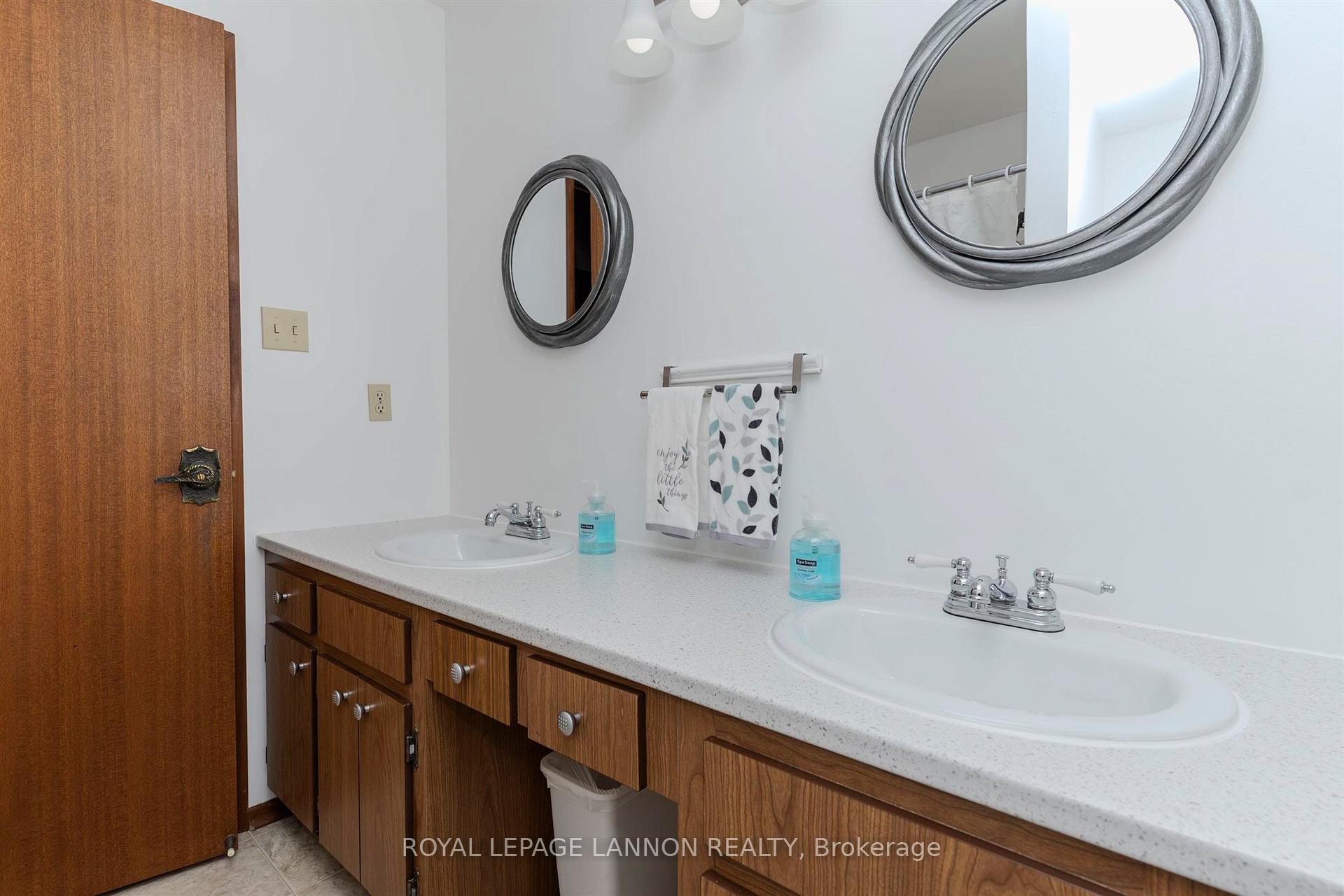 Photo 13 of 224 Anten Street, Thunder Bay, River Terrace — HOMEH