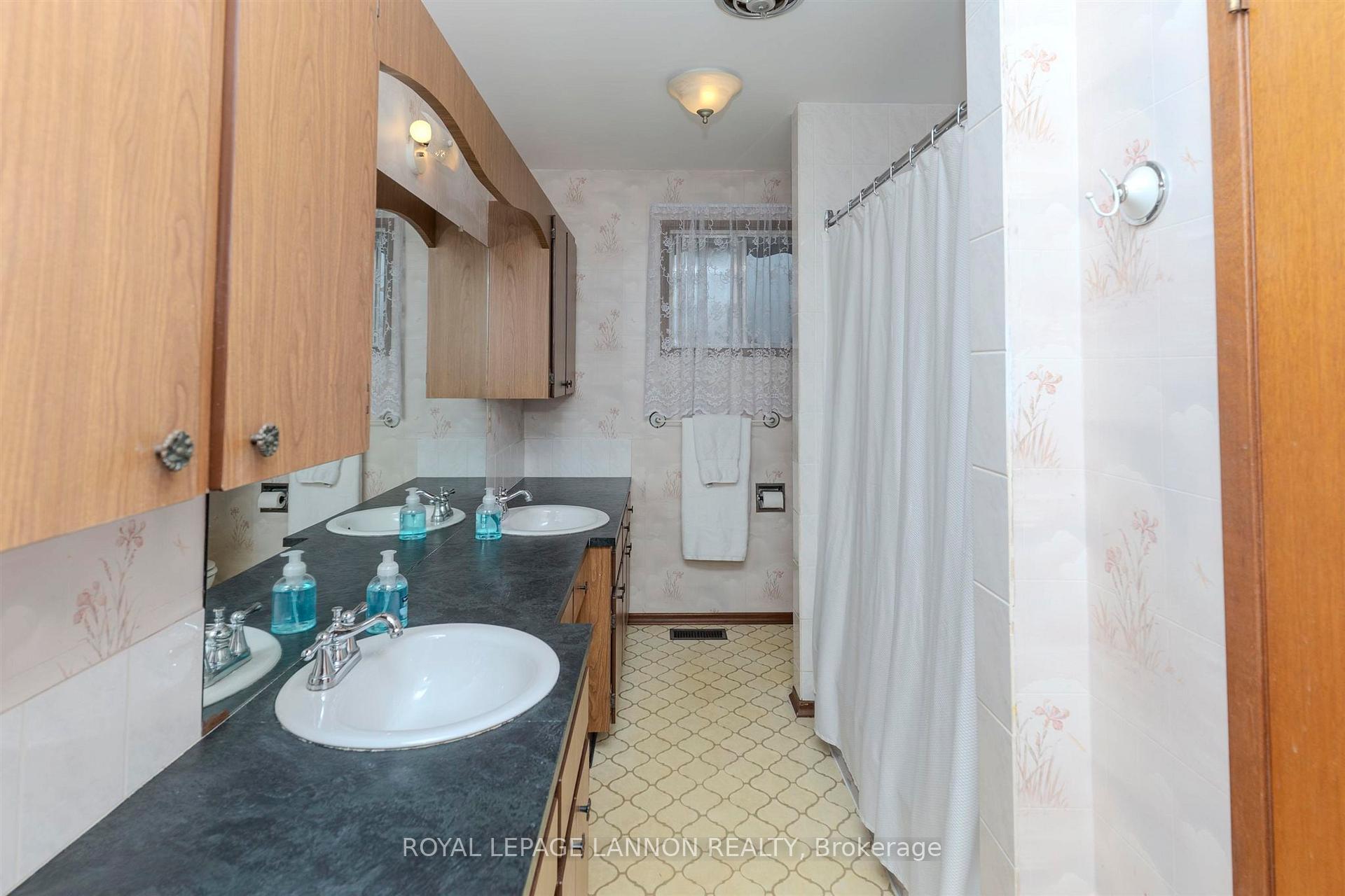 Photo 17 of 224 Anten Street, Thunder Bay, River Terrace — HOMEH