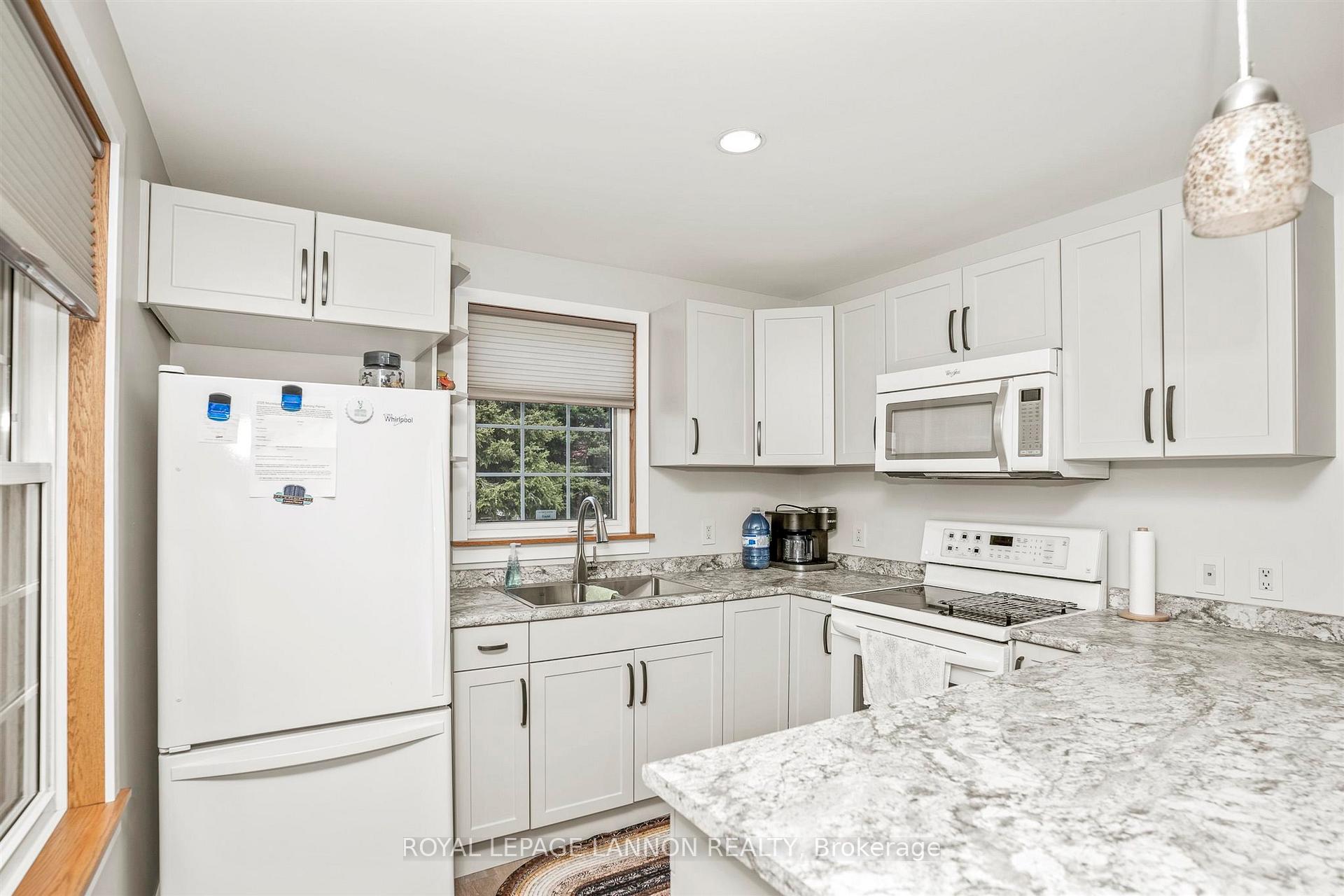 Photo 4 of 670 Memory Road, Neebing, Crooks — HOMEH