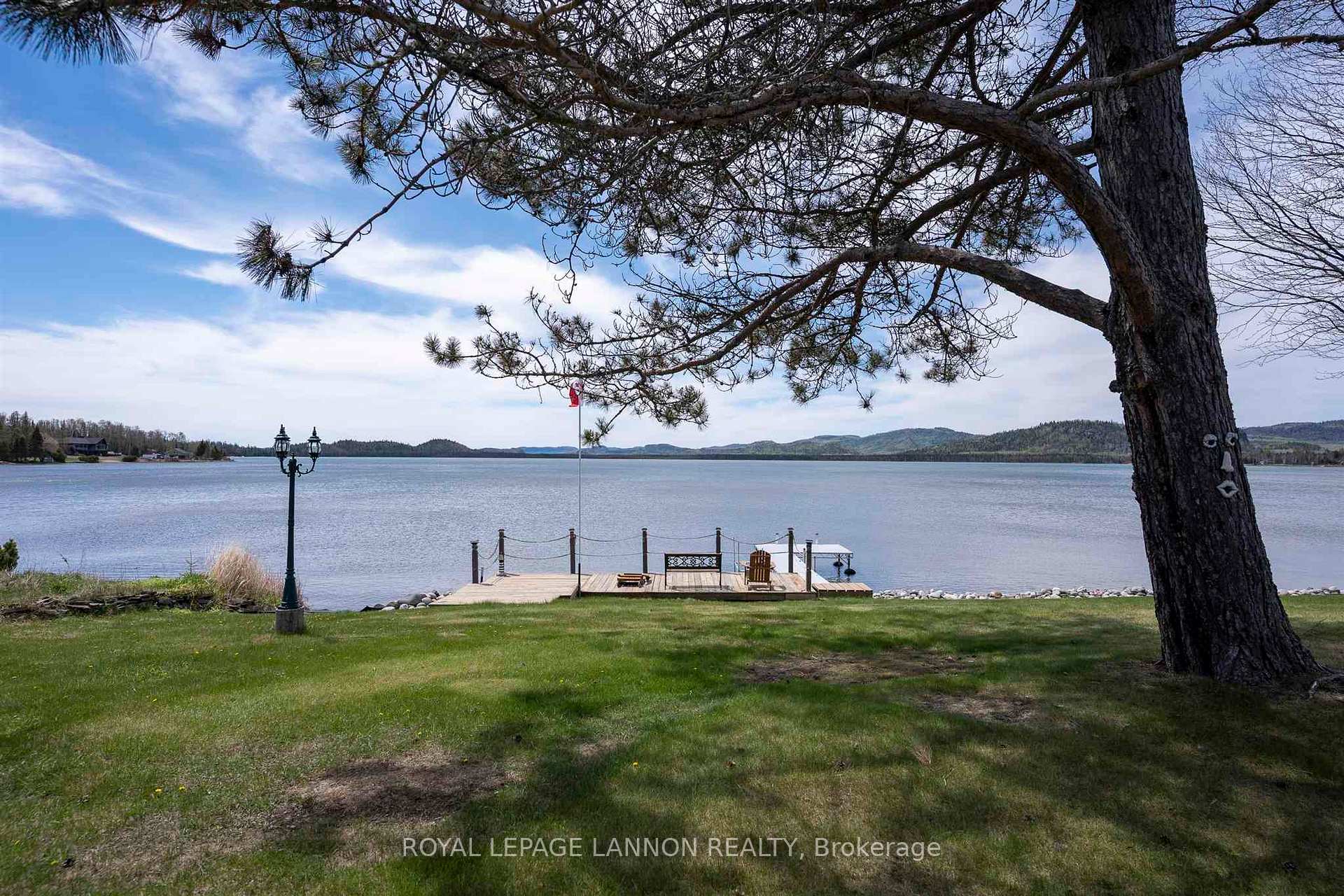 Photo 34 of 670 Memory Road, Neebing, Crooks — HOMEH