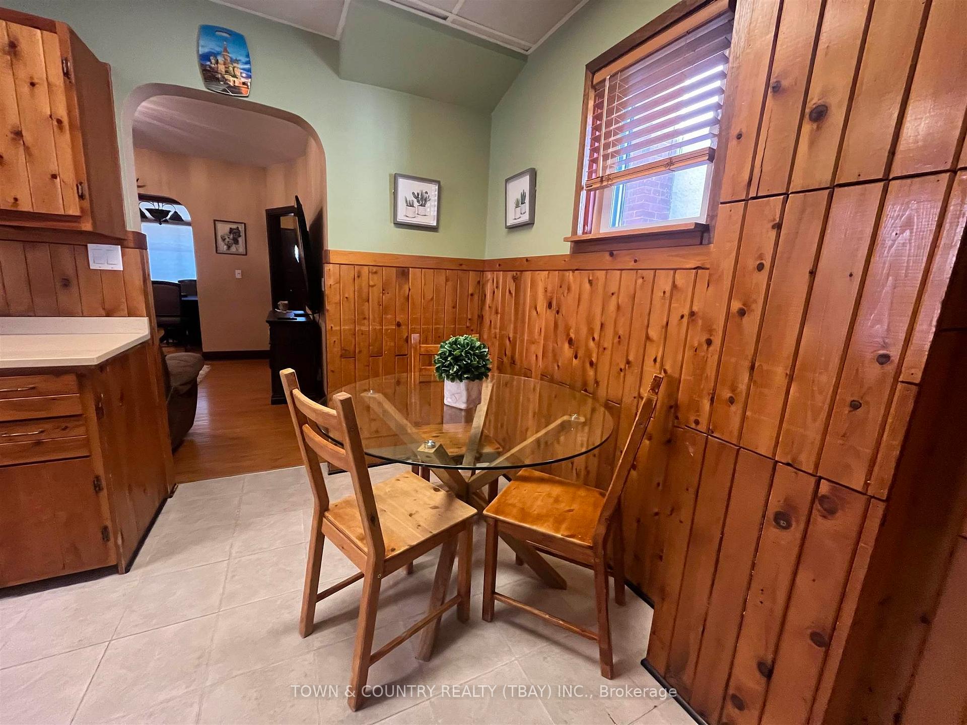 Photo 5 of 215 Heron Street, Thunder Bay, East End — HOMEH