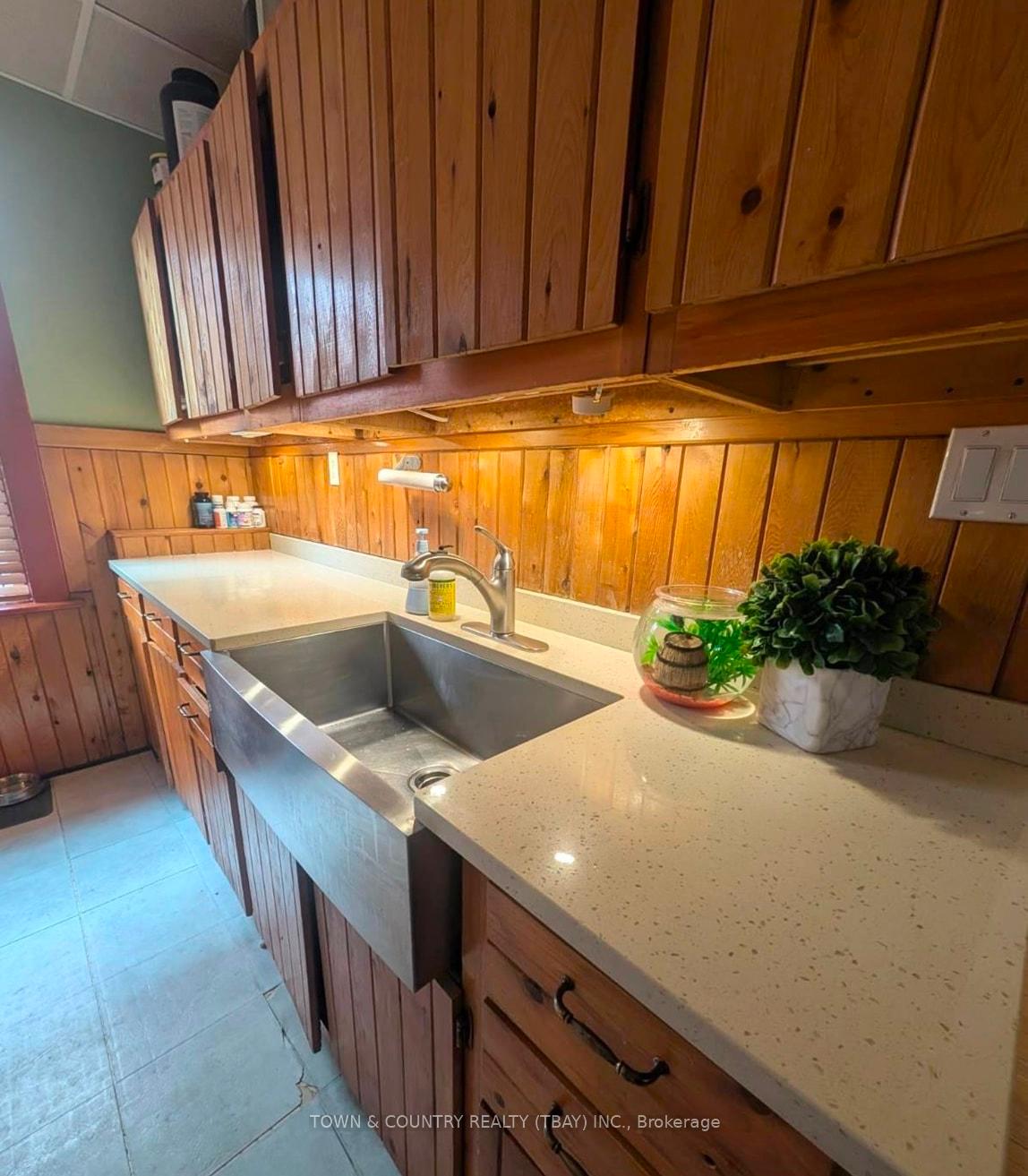 Photo 7 of 215 Heron Street, Thunder Bay, East End — HOMEH