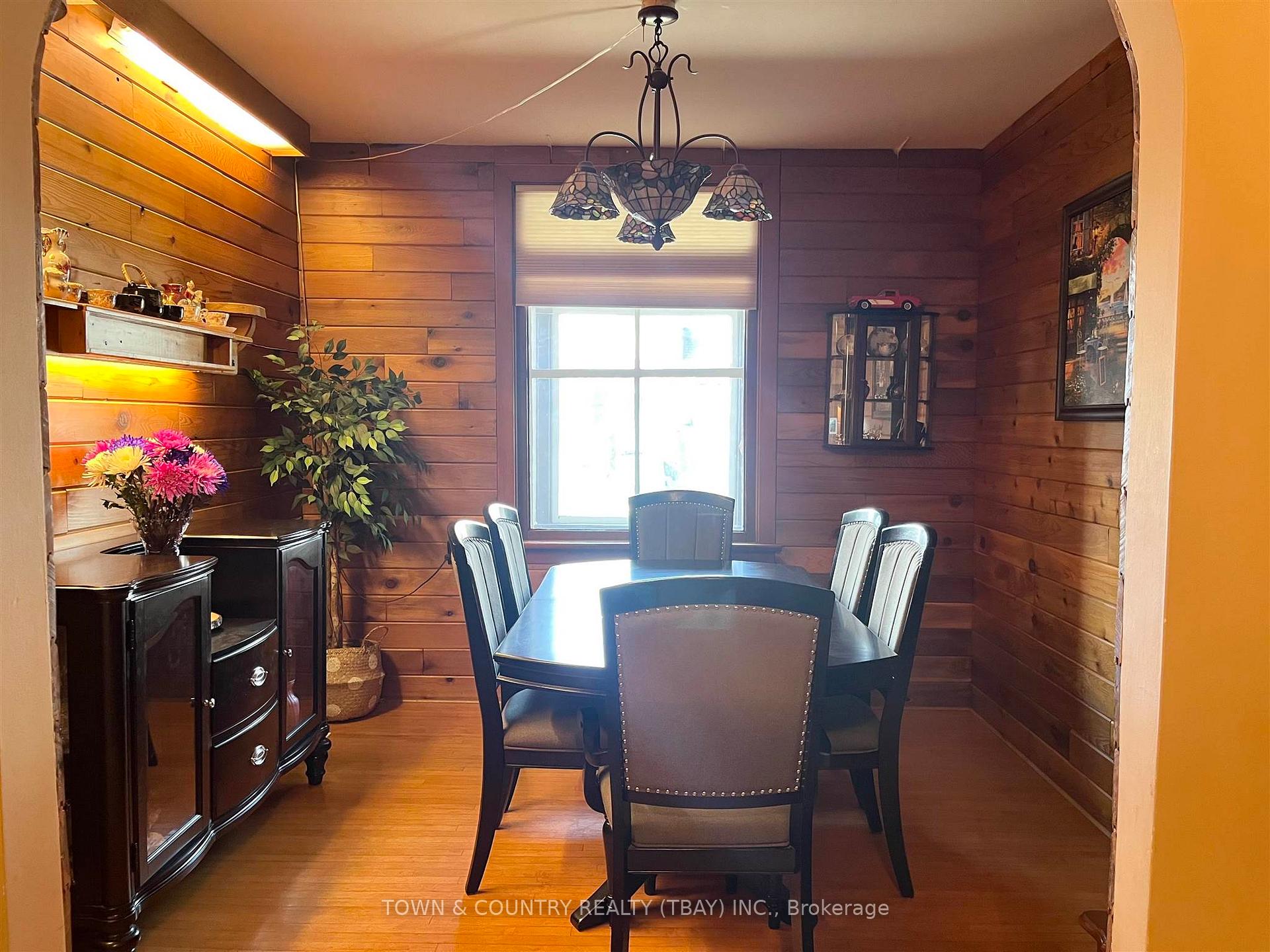 Photo 11 of 215 Heron Street, Thunder Bay, East End — HOMEH