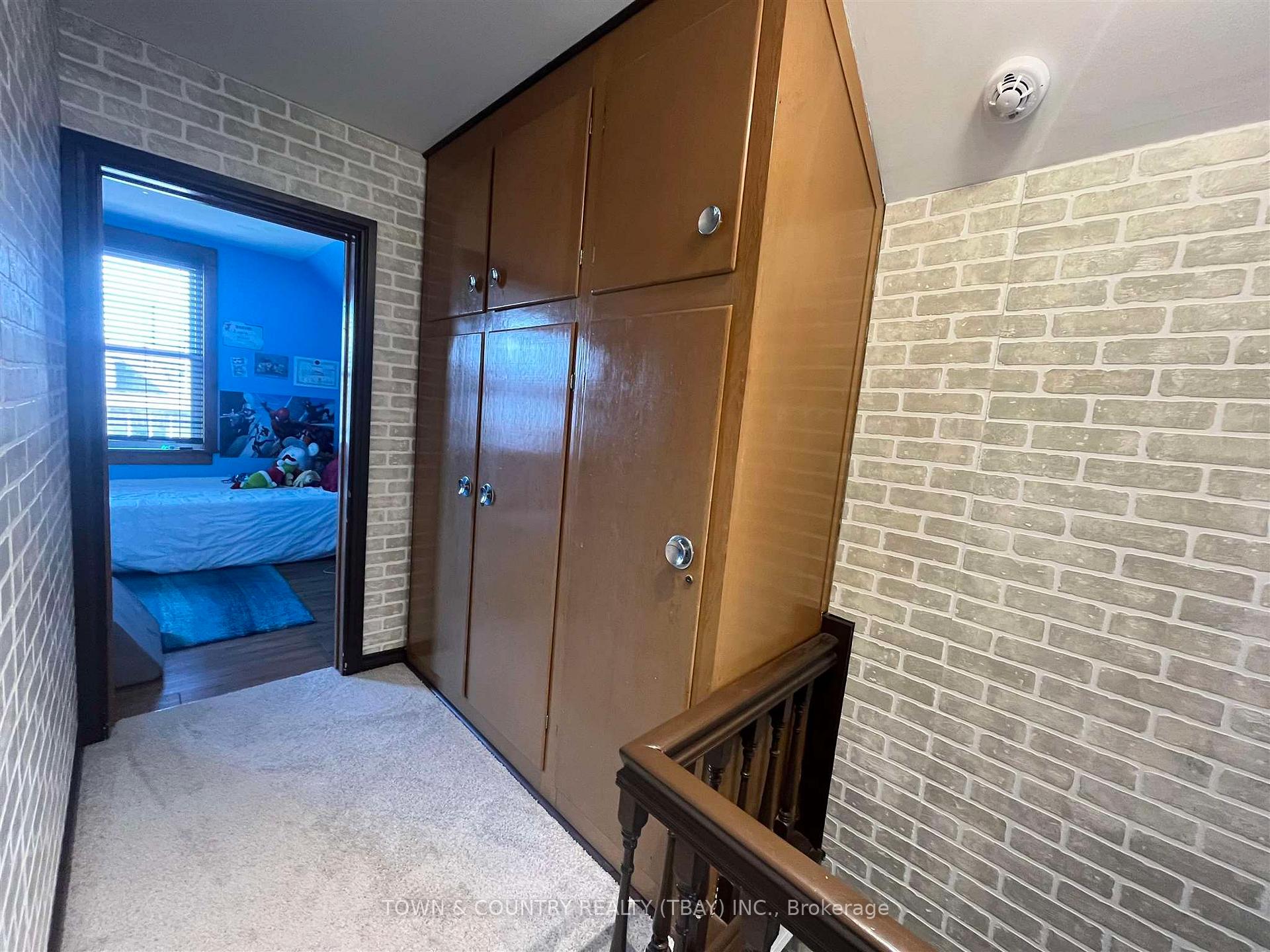 Photo 22 of 215 Heron Street, Thunder Bay, East End — HOMEH