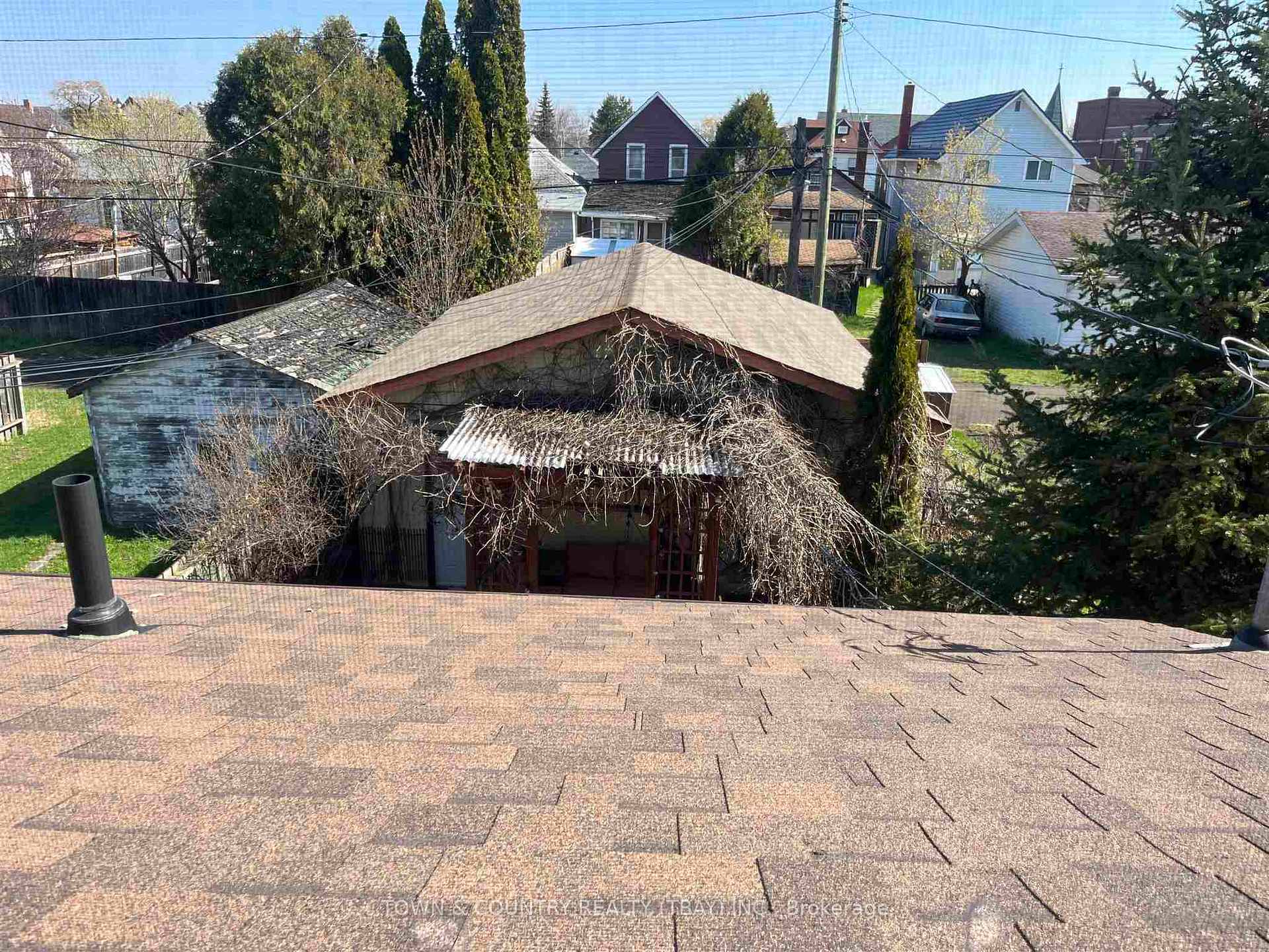 Photo 30 of 215 Heron Street, Thunder Bay, East End — HOMEH