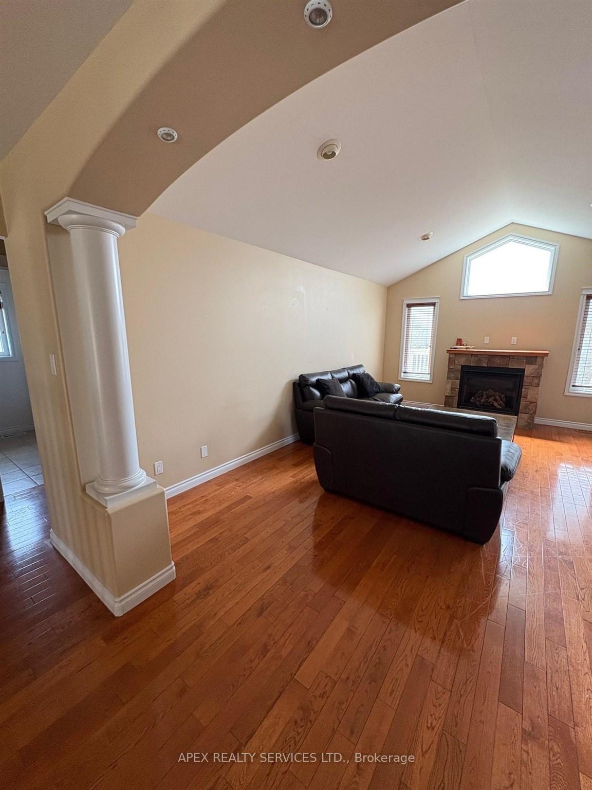 Photo 6 of 113 Wolverine Crescent, Thunder Bay, Parkdale — HOMEH
