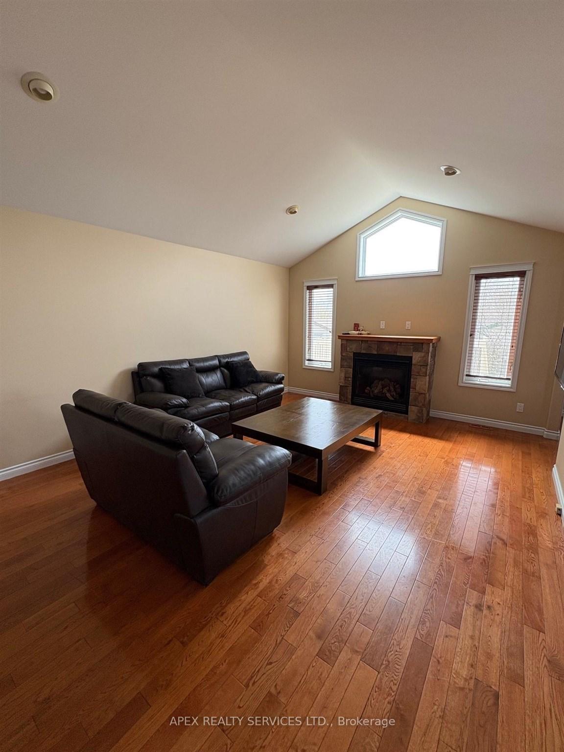 Photo 7 of 113 Wolverine Crescent, Thunder Bay, Parkdale — HOMEH