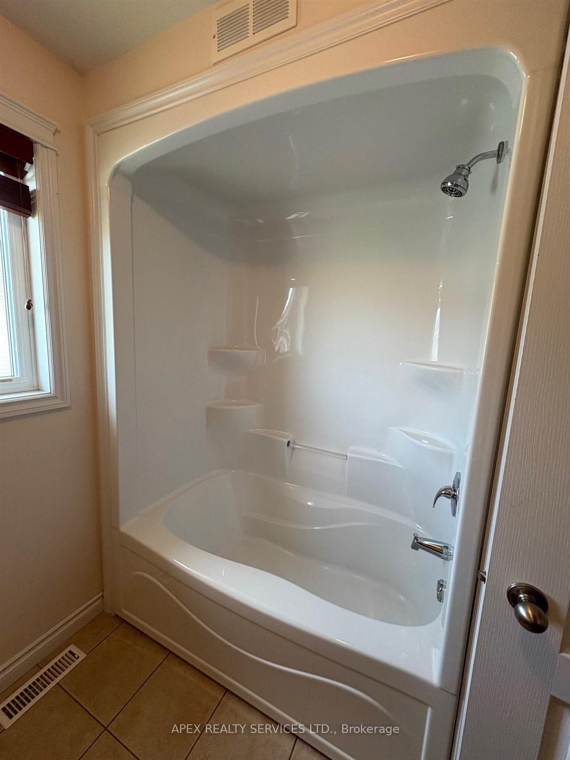 Photo 28 of 113 Wolverine Crescent, Thunder Bay, Parkdale — HOMEH