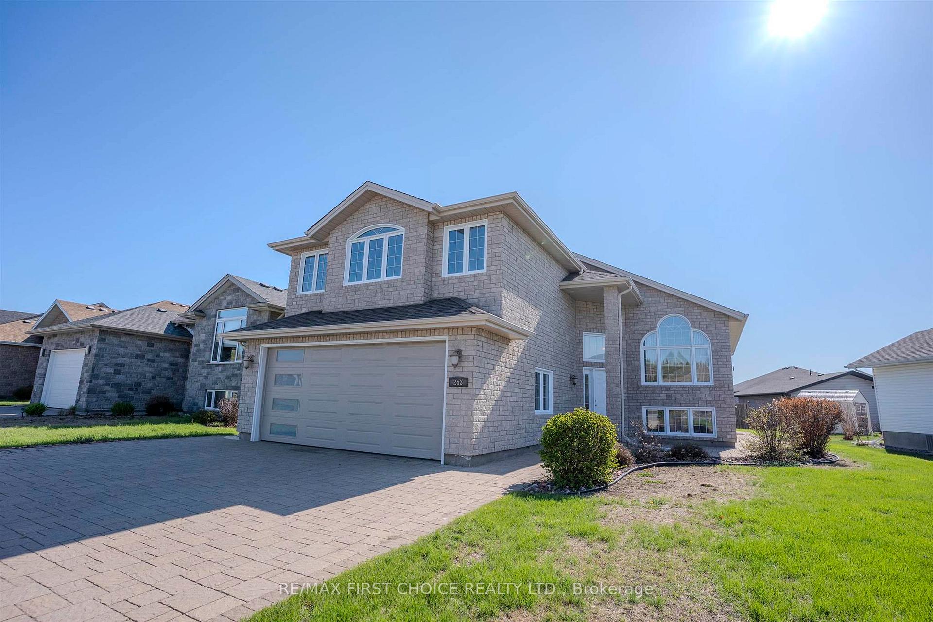 Front of 253 South Creek Byway