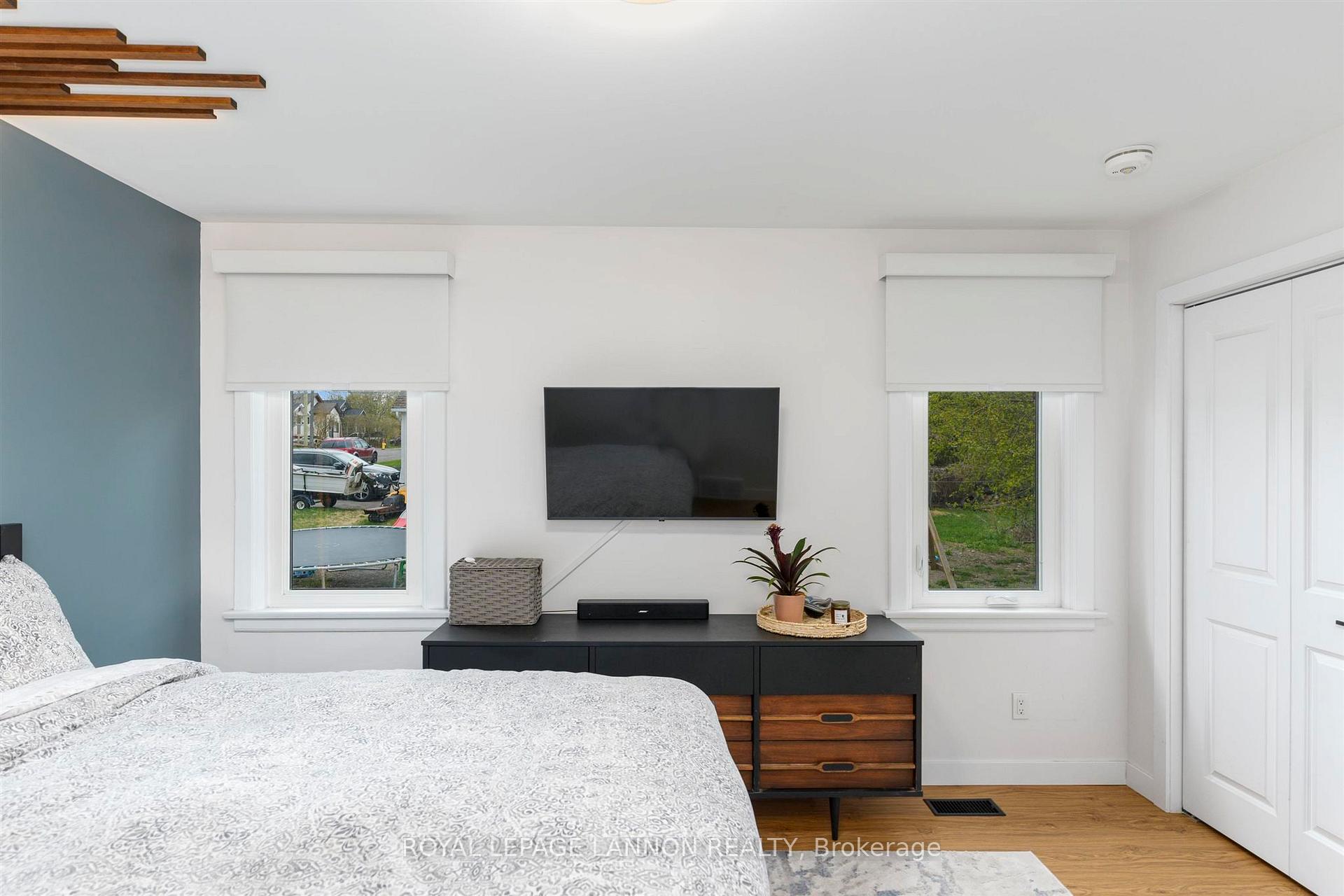 Photo 15 of 50 Sheppard Street, Thunder Bay, College Heights — HOMEH