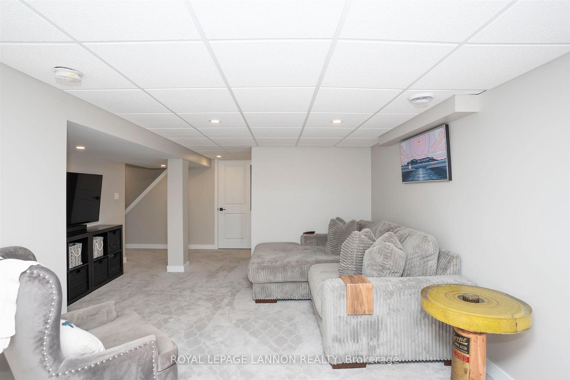 Photo 28 of 50 Sheppard Street, Thunder Bay, College Heights — HOMEH