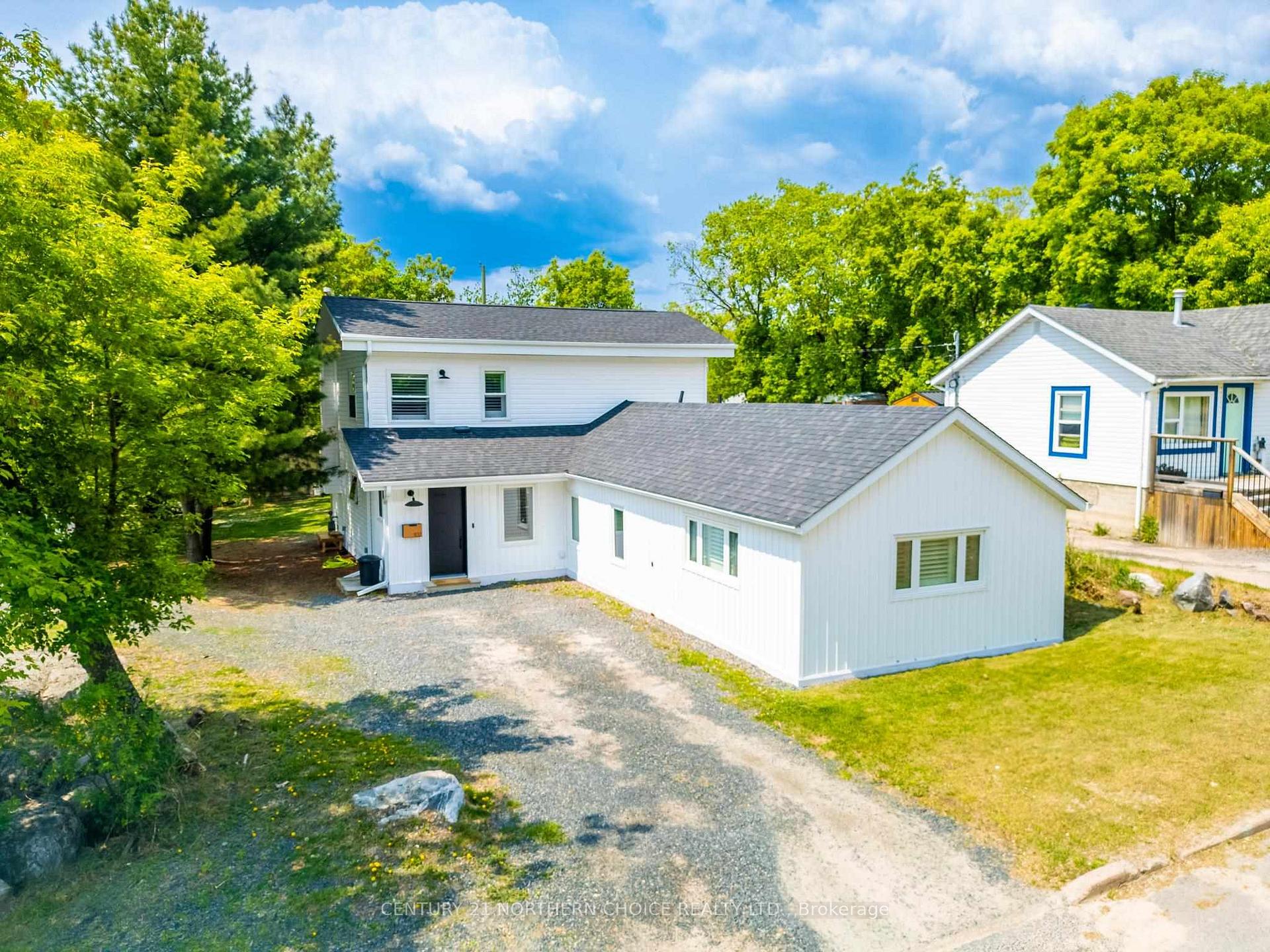 Photo 5 of 102 Mascott Avenue, Kenora, Ride Out — HOMEH