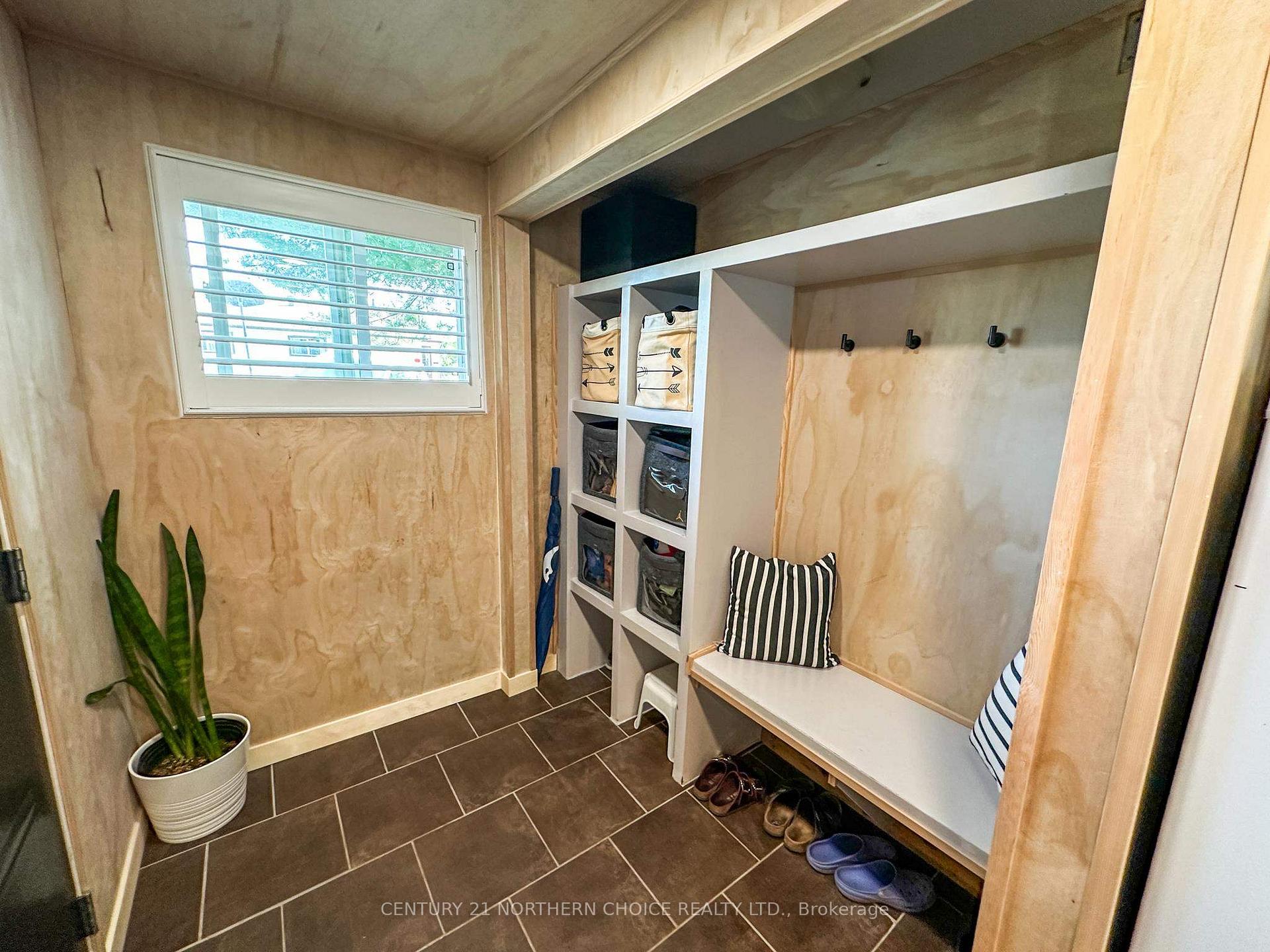 Photo 6 of 102 Mascott Avenue, Kenora, Ride Out — HOMEH