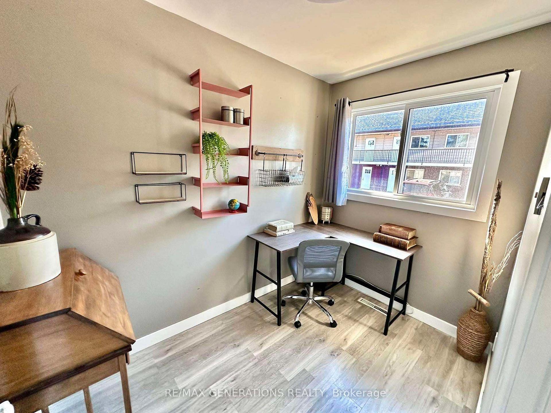 Photo 9 of 321 Munro Street, Thunder Bay, Shuniah — HOMEH