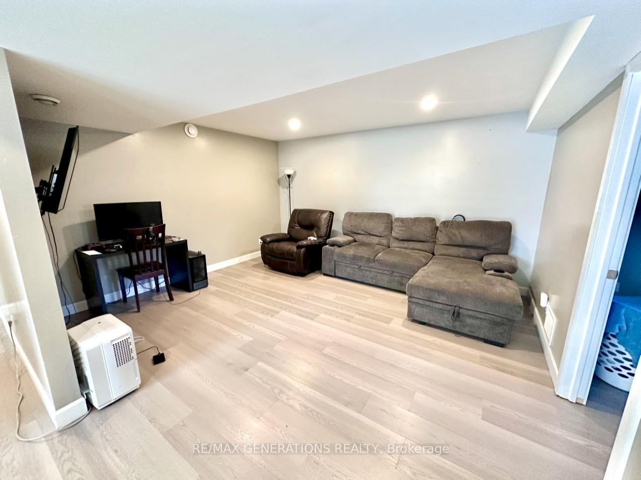 Photo 21 of 321 Munro Street, Thunder Bay, Shuniah — HOMEH