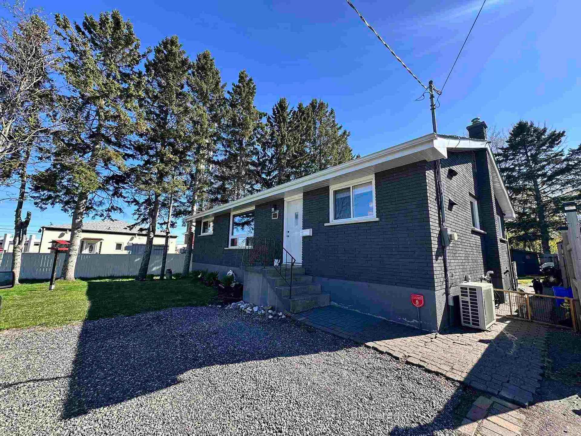 Photo 26 of 321 Munro Street, Thunder Bay, Shuniah — HOMEH